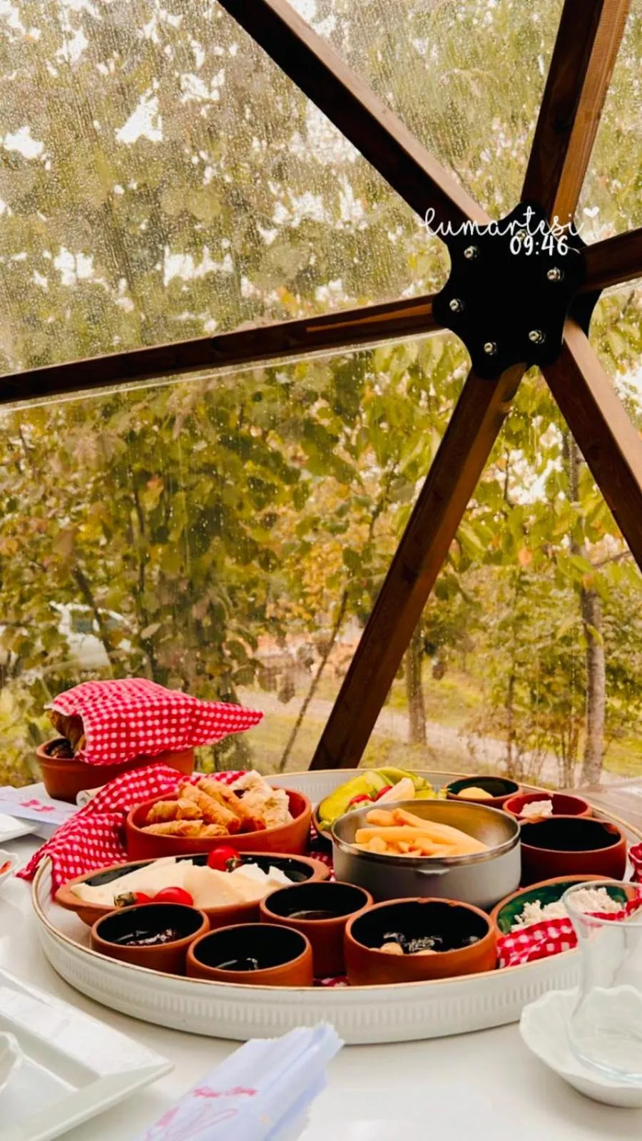 Phalesia Glamping Otel