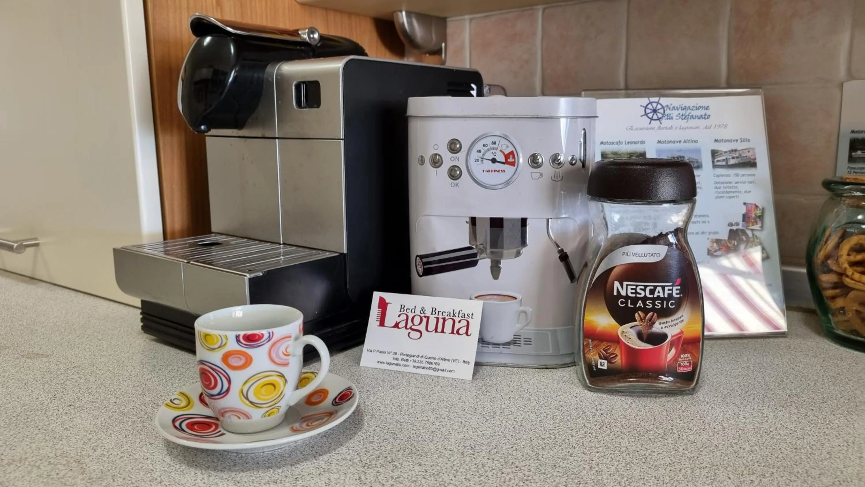 Coffee/tea facilities in Laguna B&B