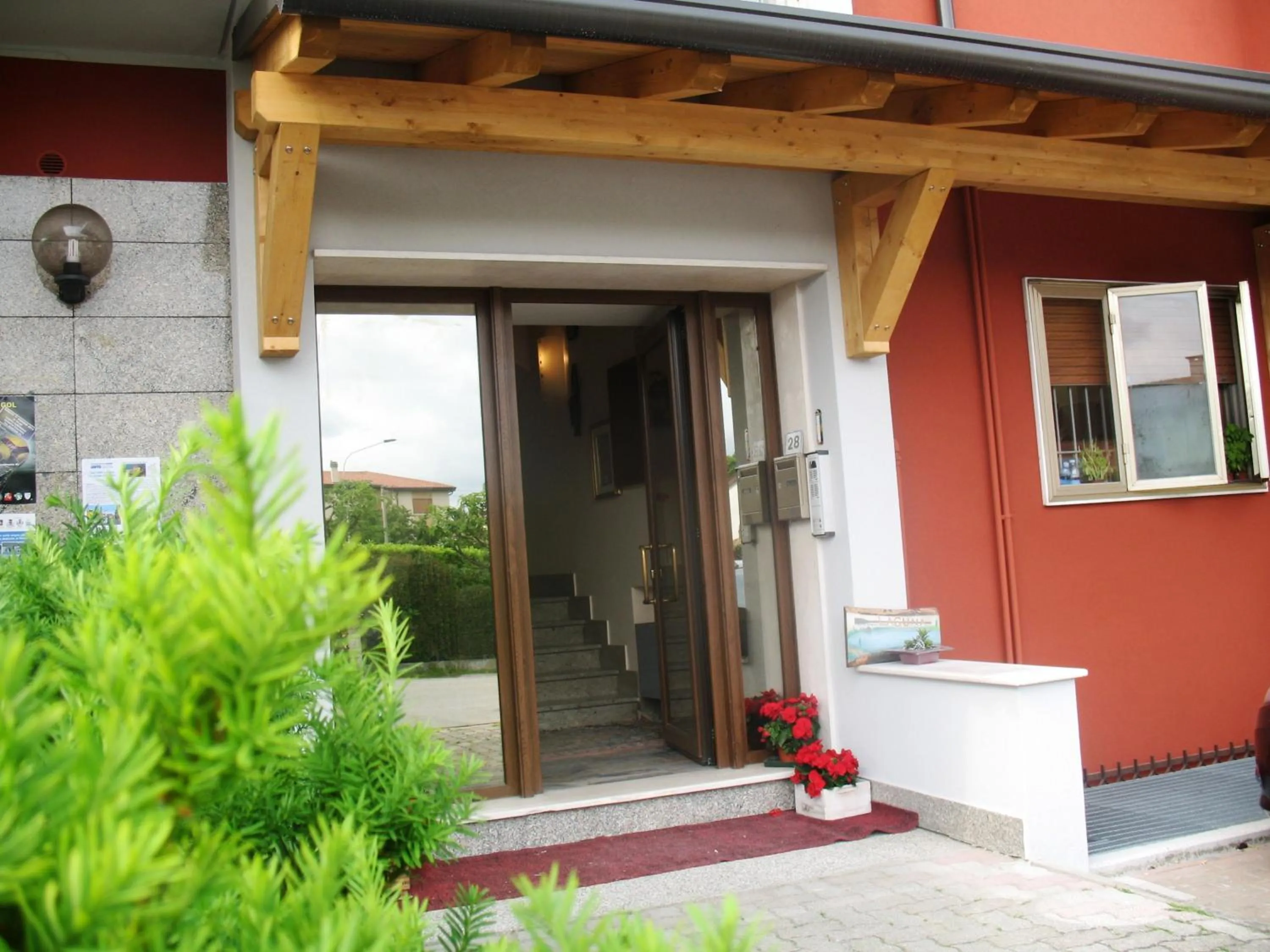 Facade/entrance in Laguna B&B