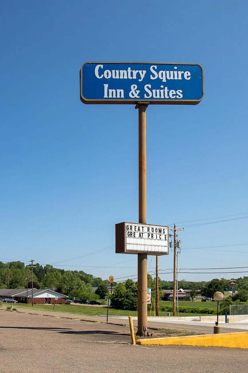 Property logo or sign in Country Squire inn and suites