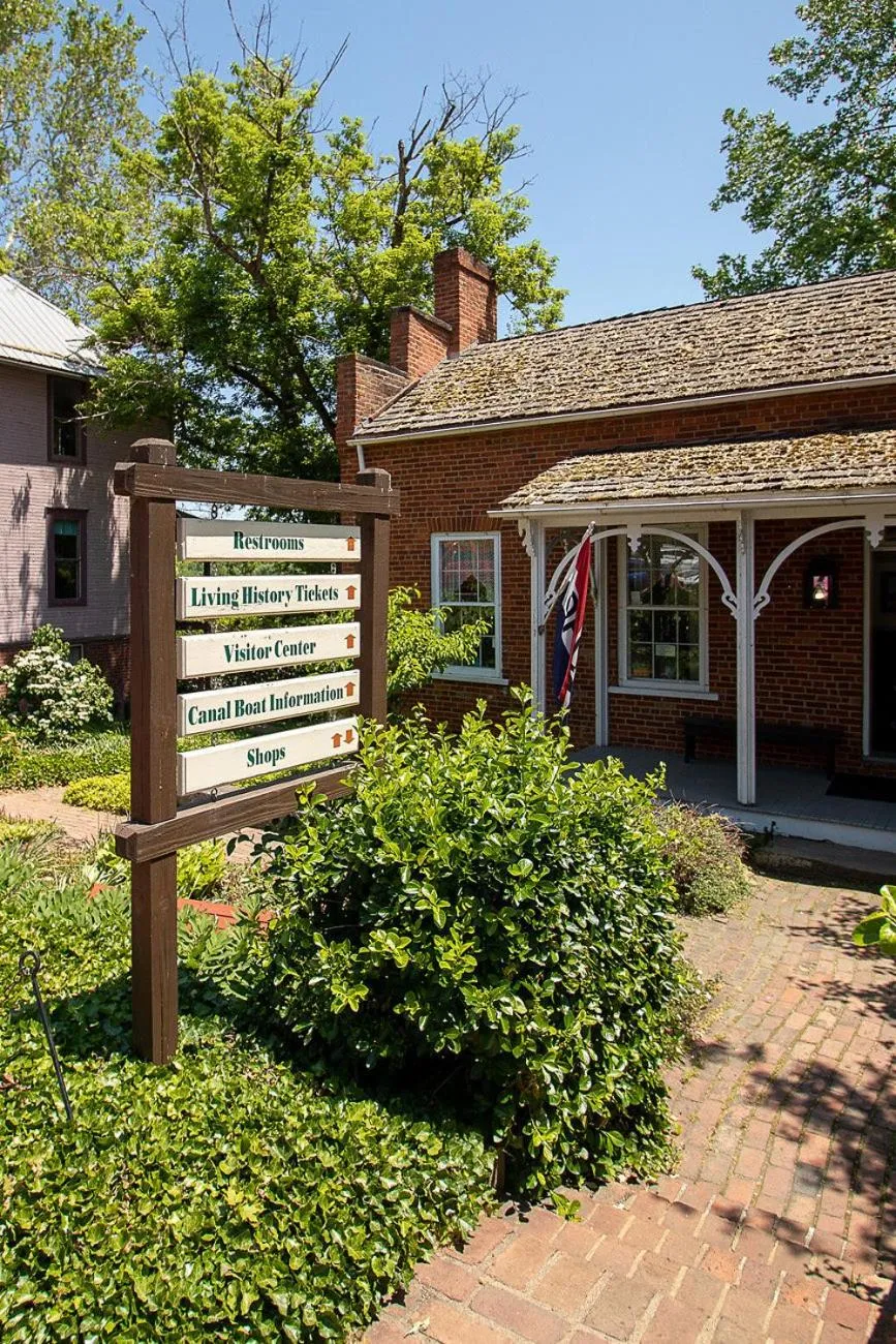 Neighbourhood in Country Squire inn and suites