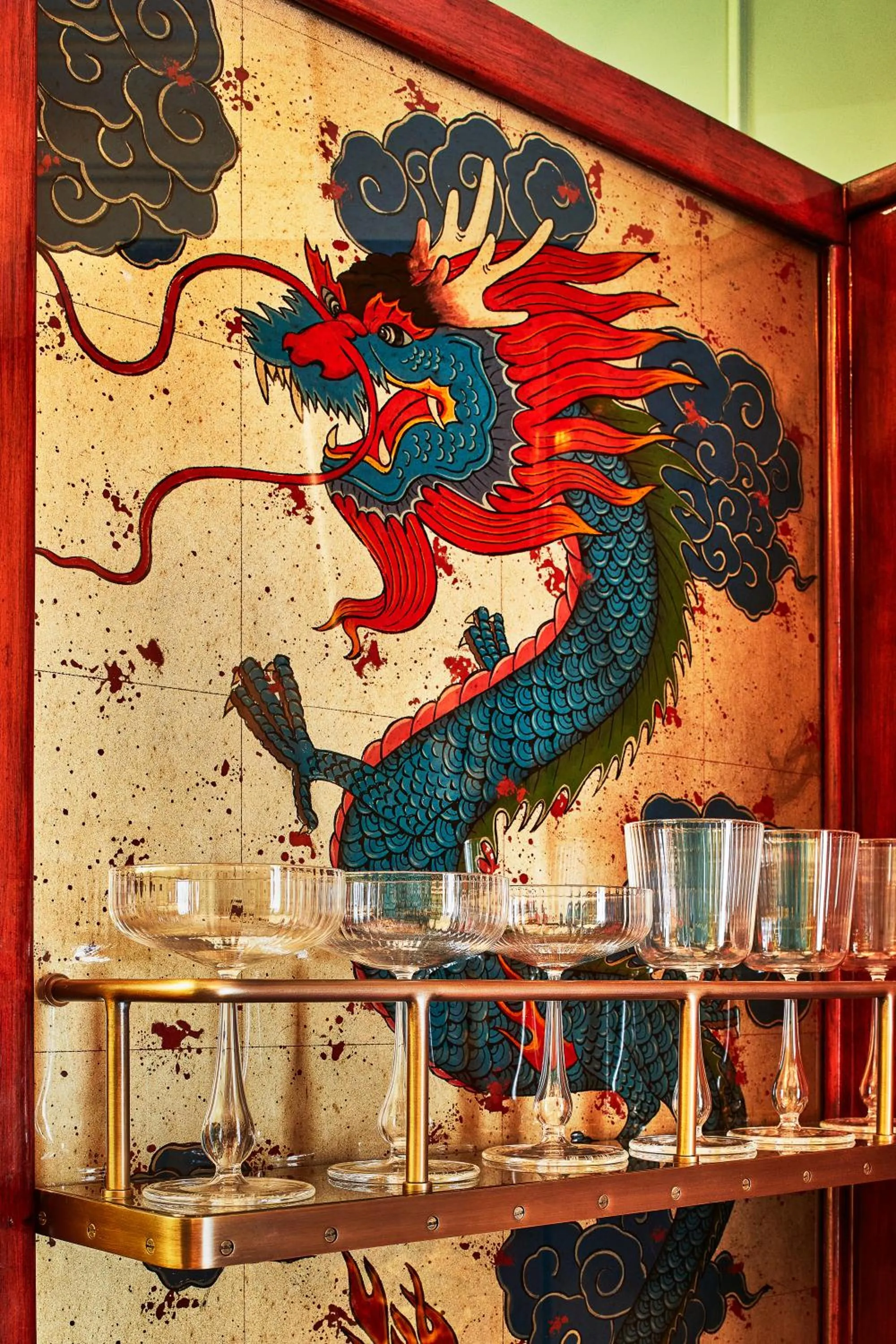 Lounge or bar in The Fifth Avenue Hotel