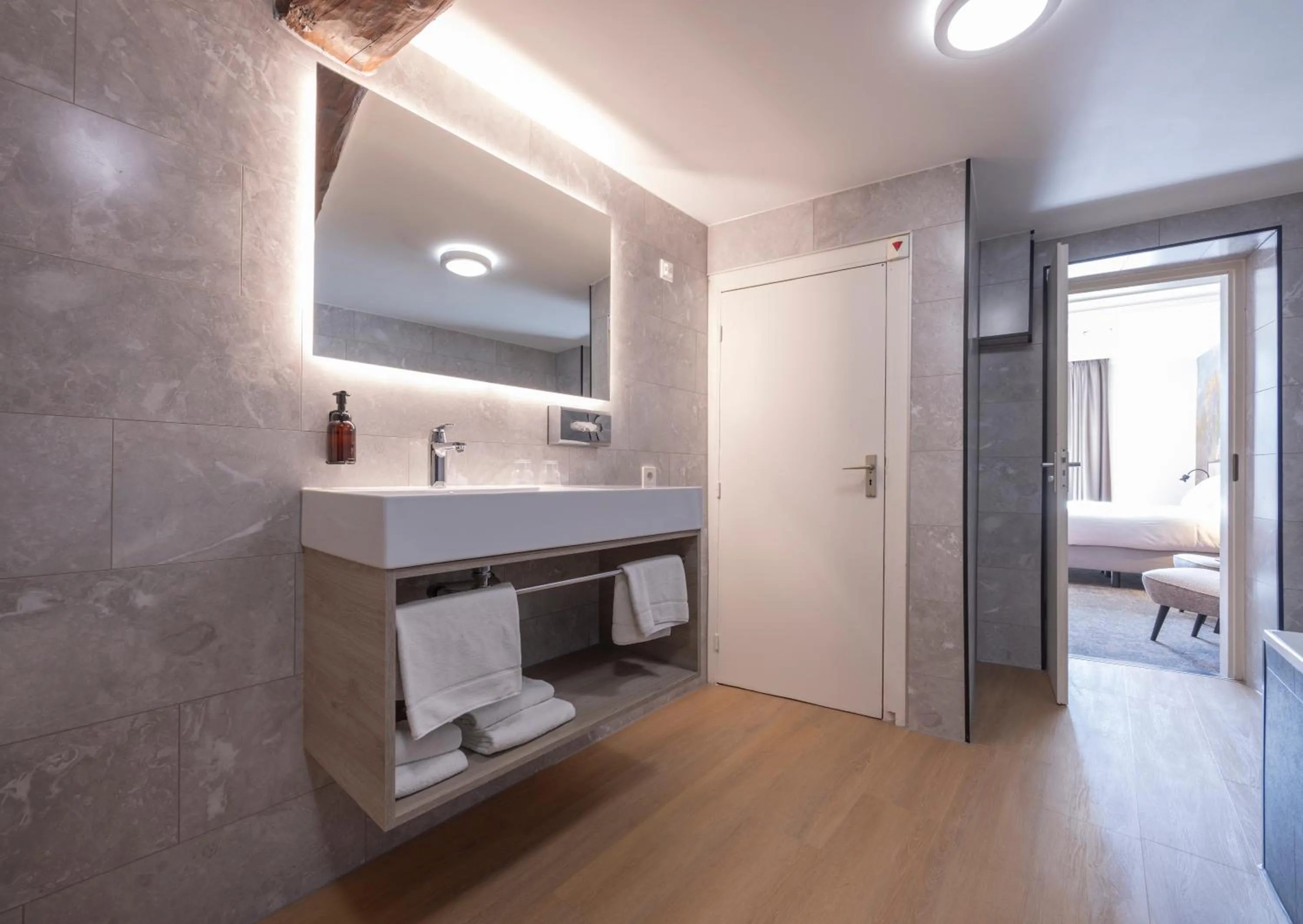 Bathroom in Fletcher Hotel Restaurant De Burghoeve