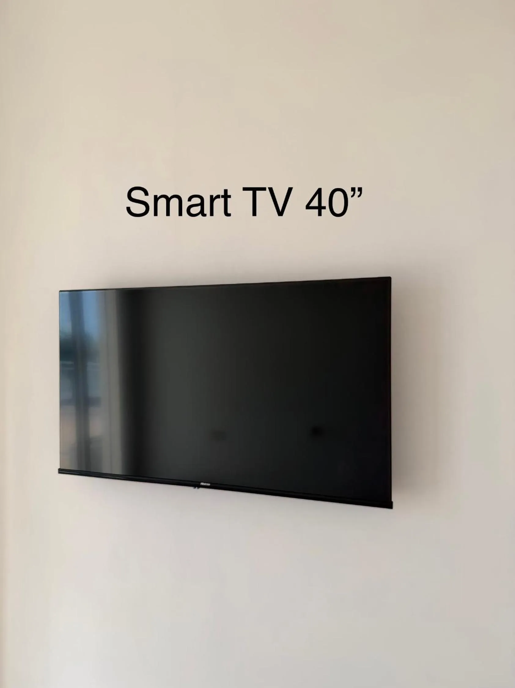 TV and multimedia in Hotel Marlisa Pier