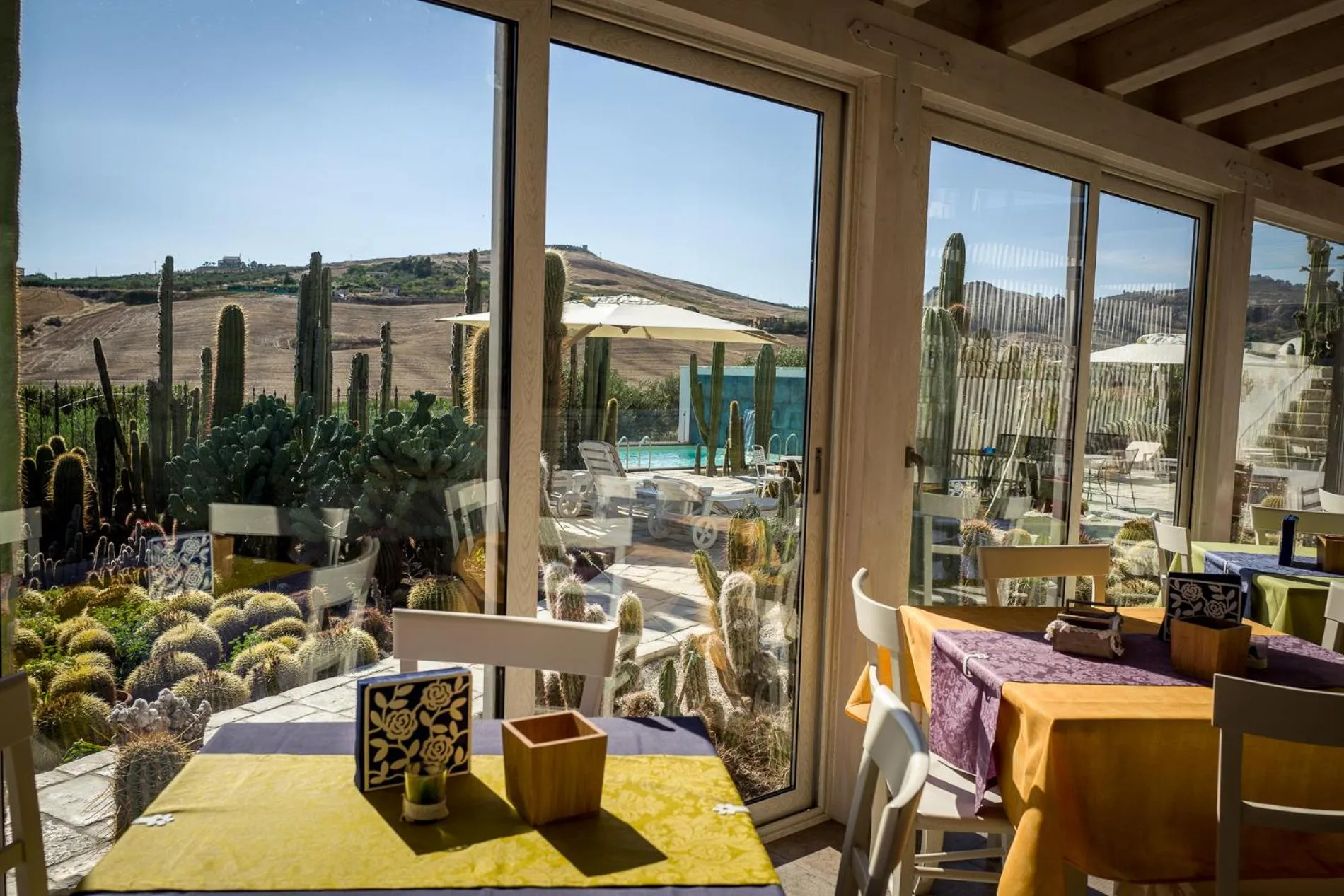 Restaurant/places to eat in Relais Garden Cactus B&B