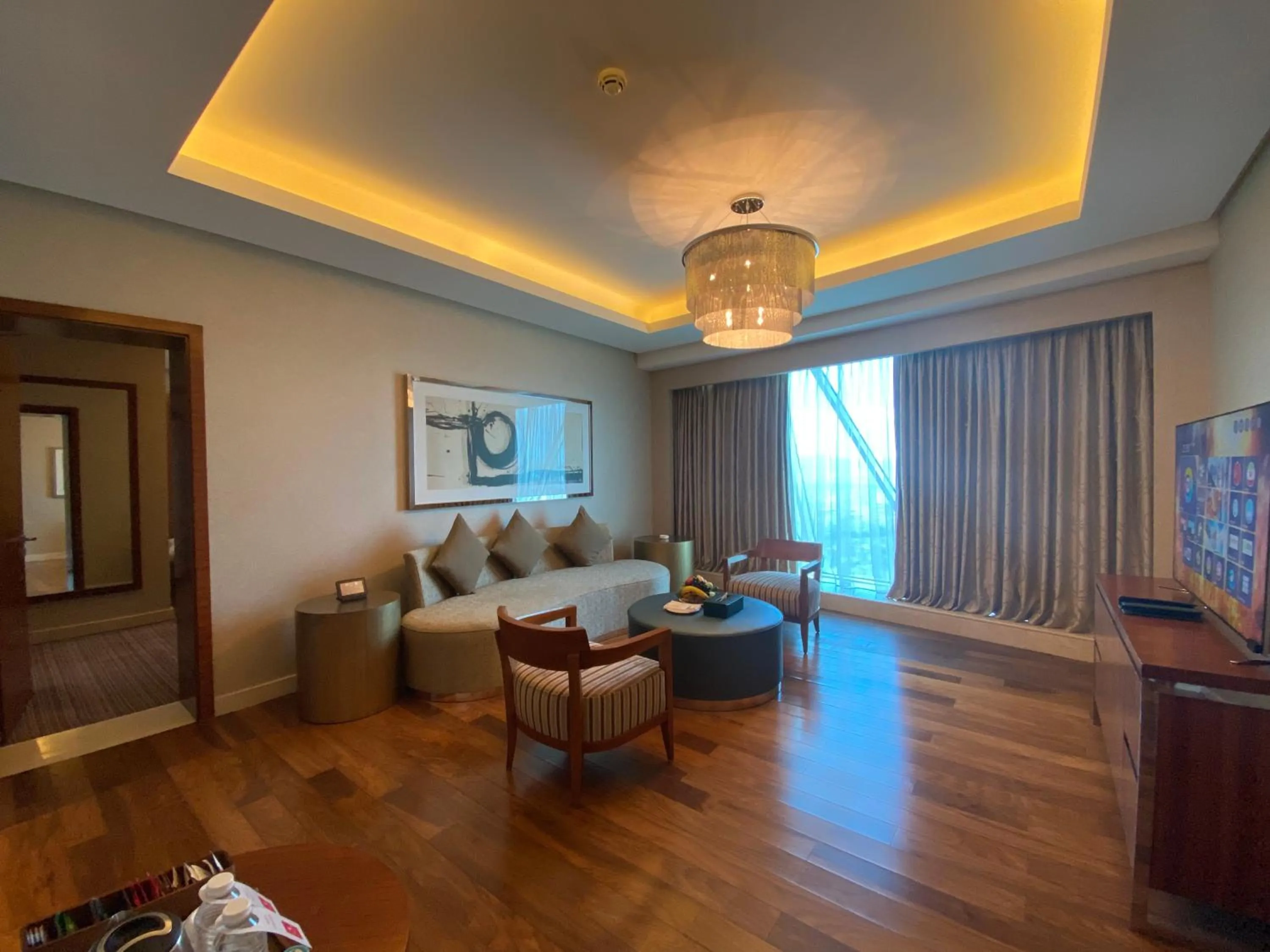 Living room in Grand Millennium Sulaimani