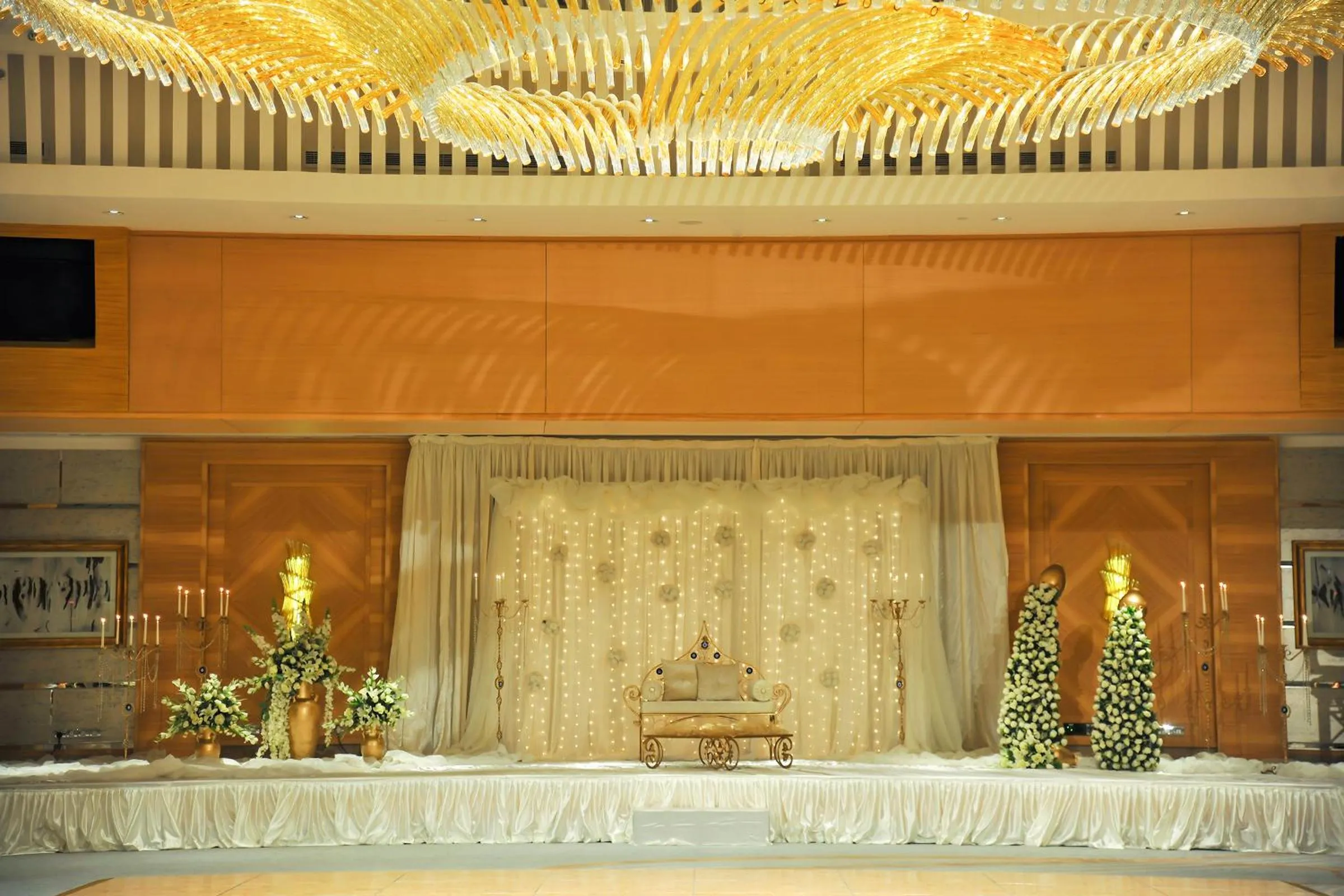 Decorative detail in Grand Millennium Sulaimani