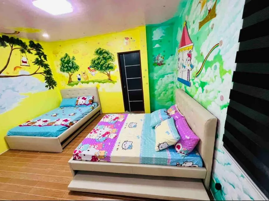 Bed in Laguna Hot Spring Home- Oharas Resort - Sleeps 27