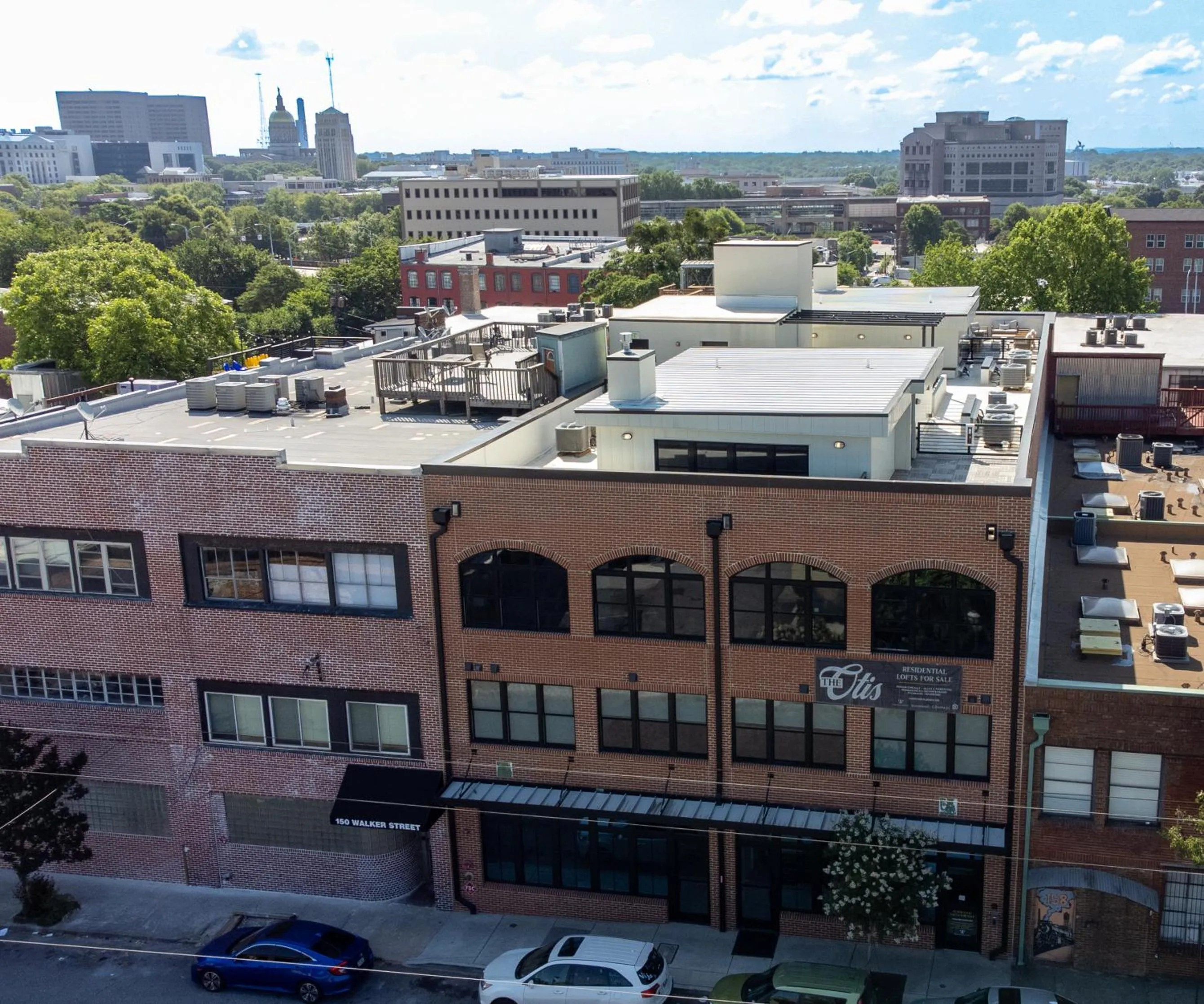 Property building in Loft condo by Mercedes Benz w balcony Apt 101