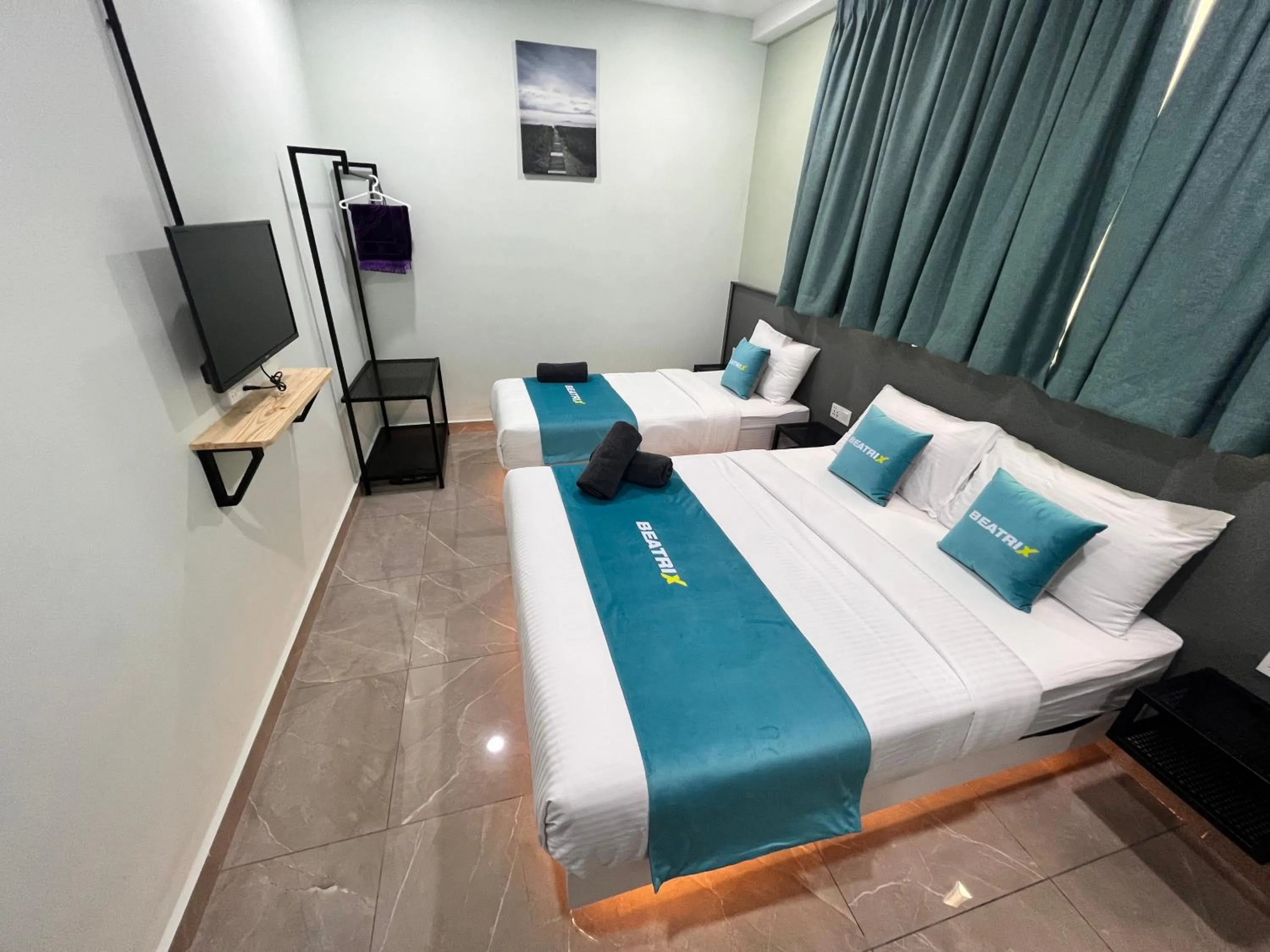 Bedroom, Bed in BEATRIX HOTEL