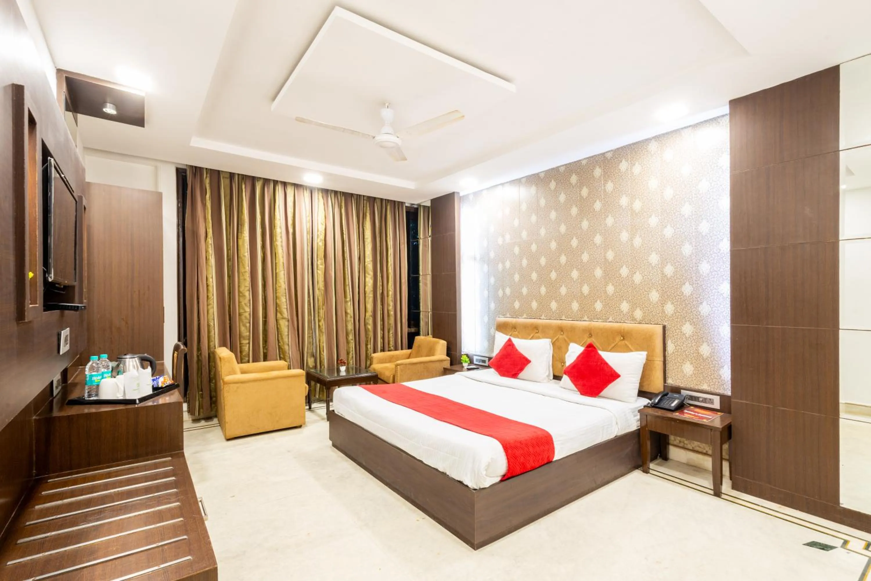 Bed in Hotel Panickers Residency - Near Ganga Ram & BLK Hospital - Karol Bagh