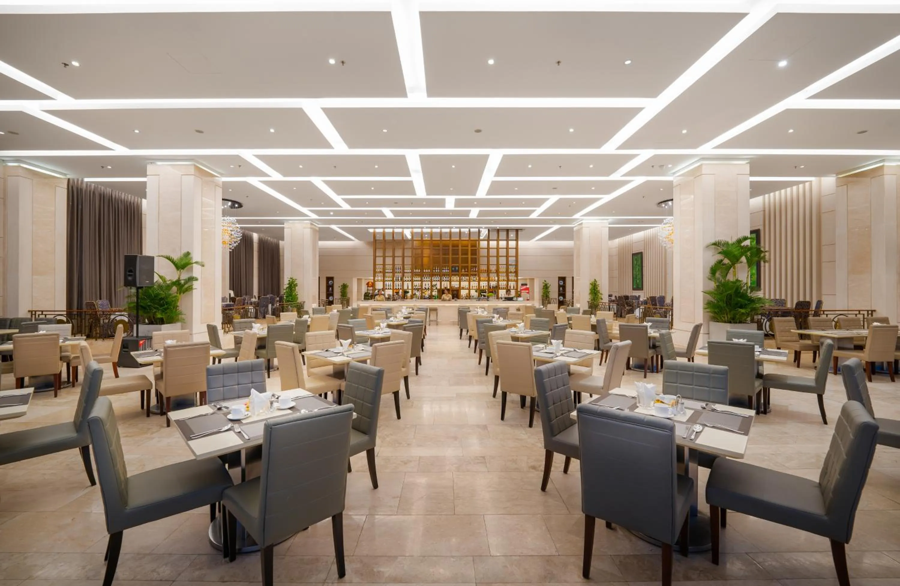 Restaurant/places to eat in Minh Toan Galaxy Hotel