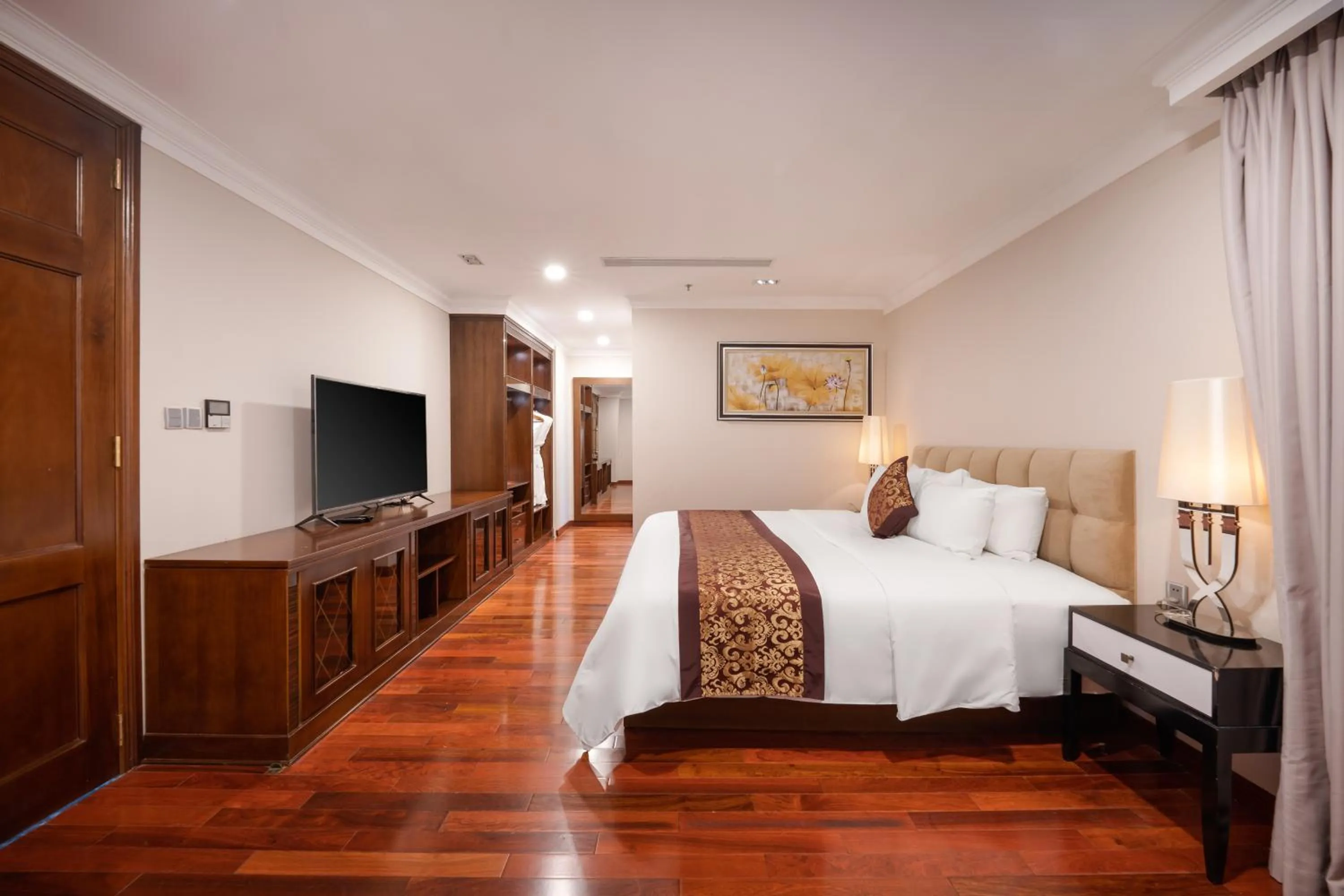 Bed in Minh Toan Galaxy Hotel