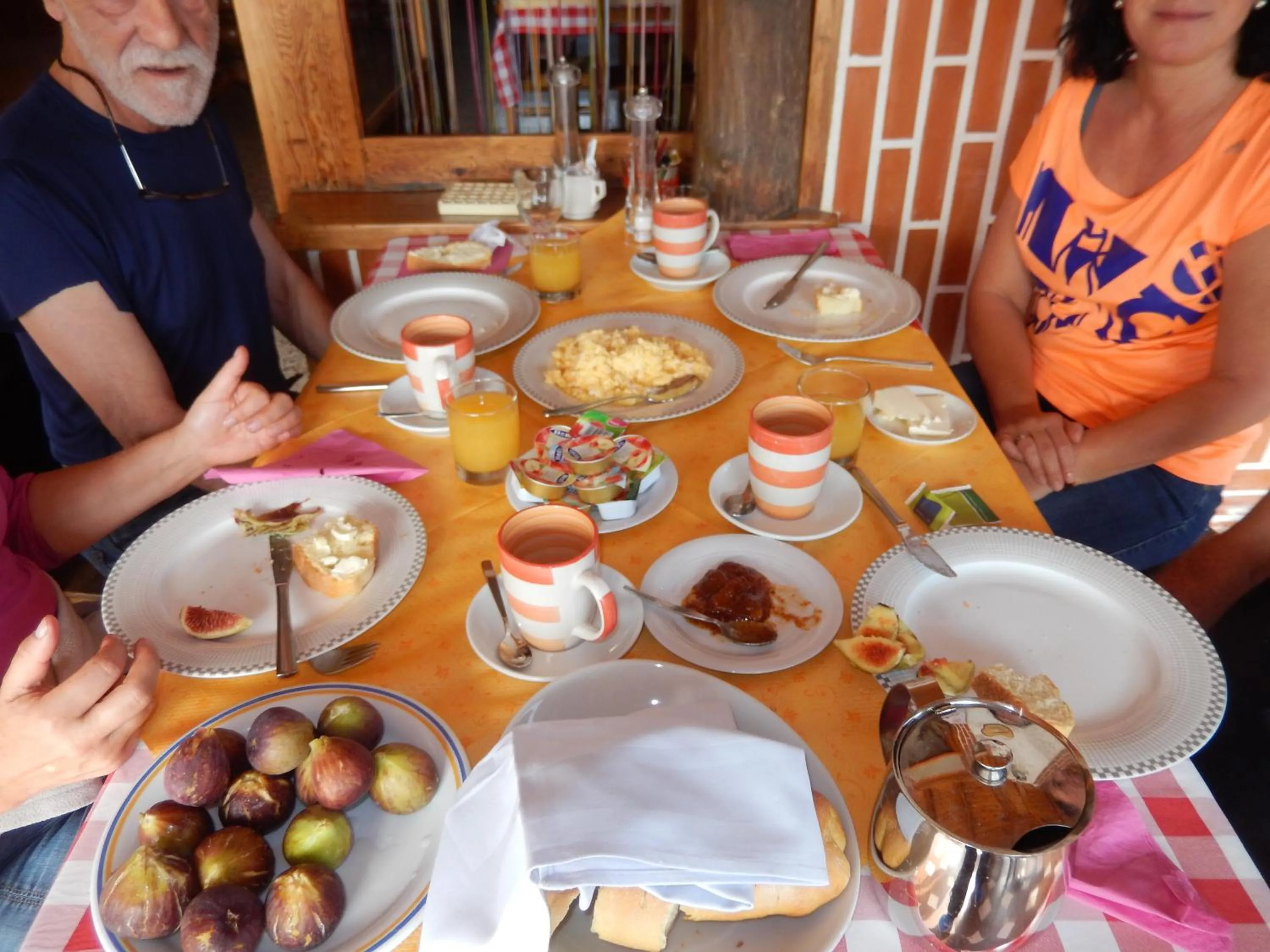 Food and drinks in Hotel-Pensione 4 Stagioni