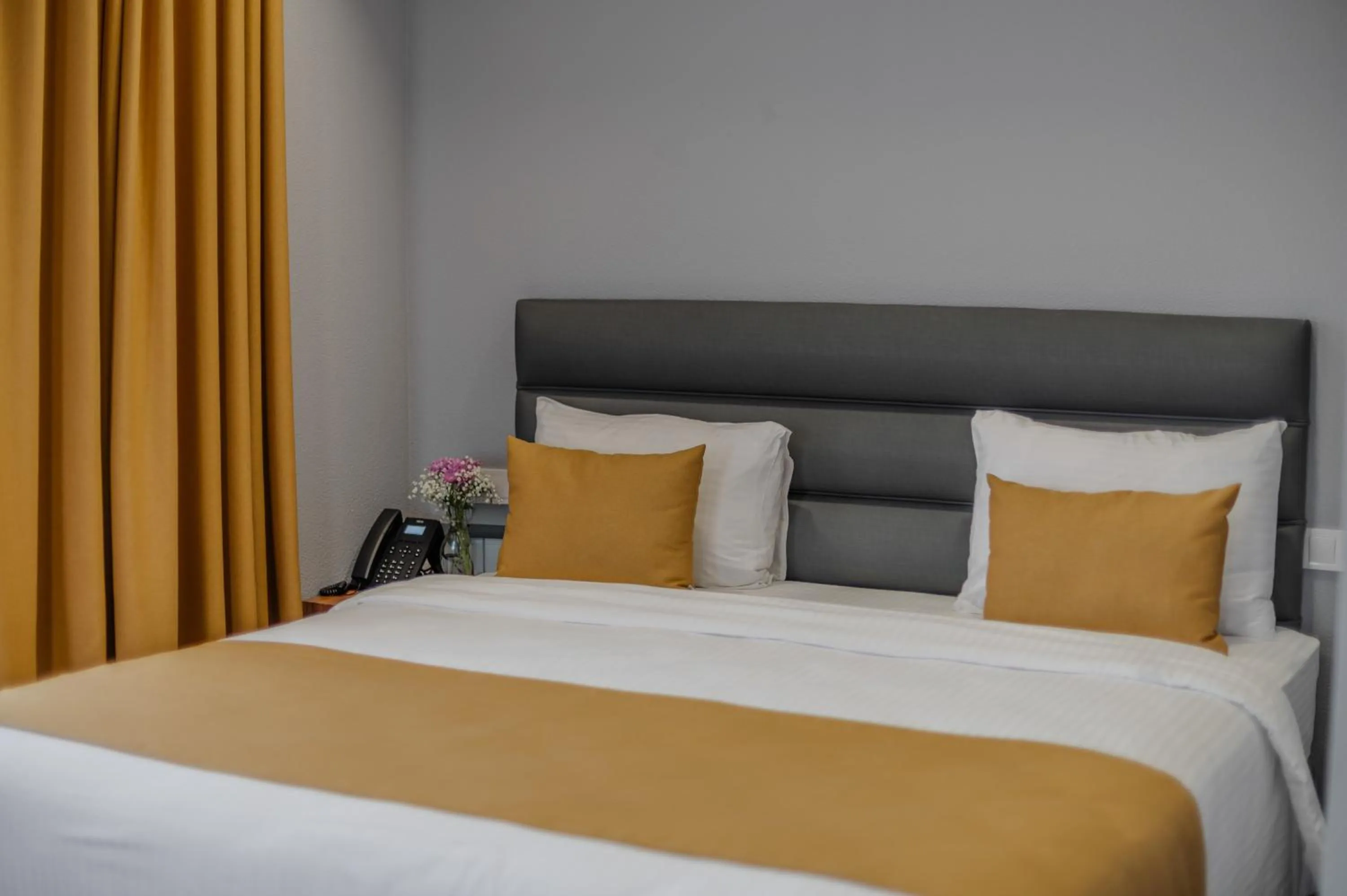 Bed in Burki Castle & Cellar