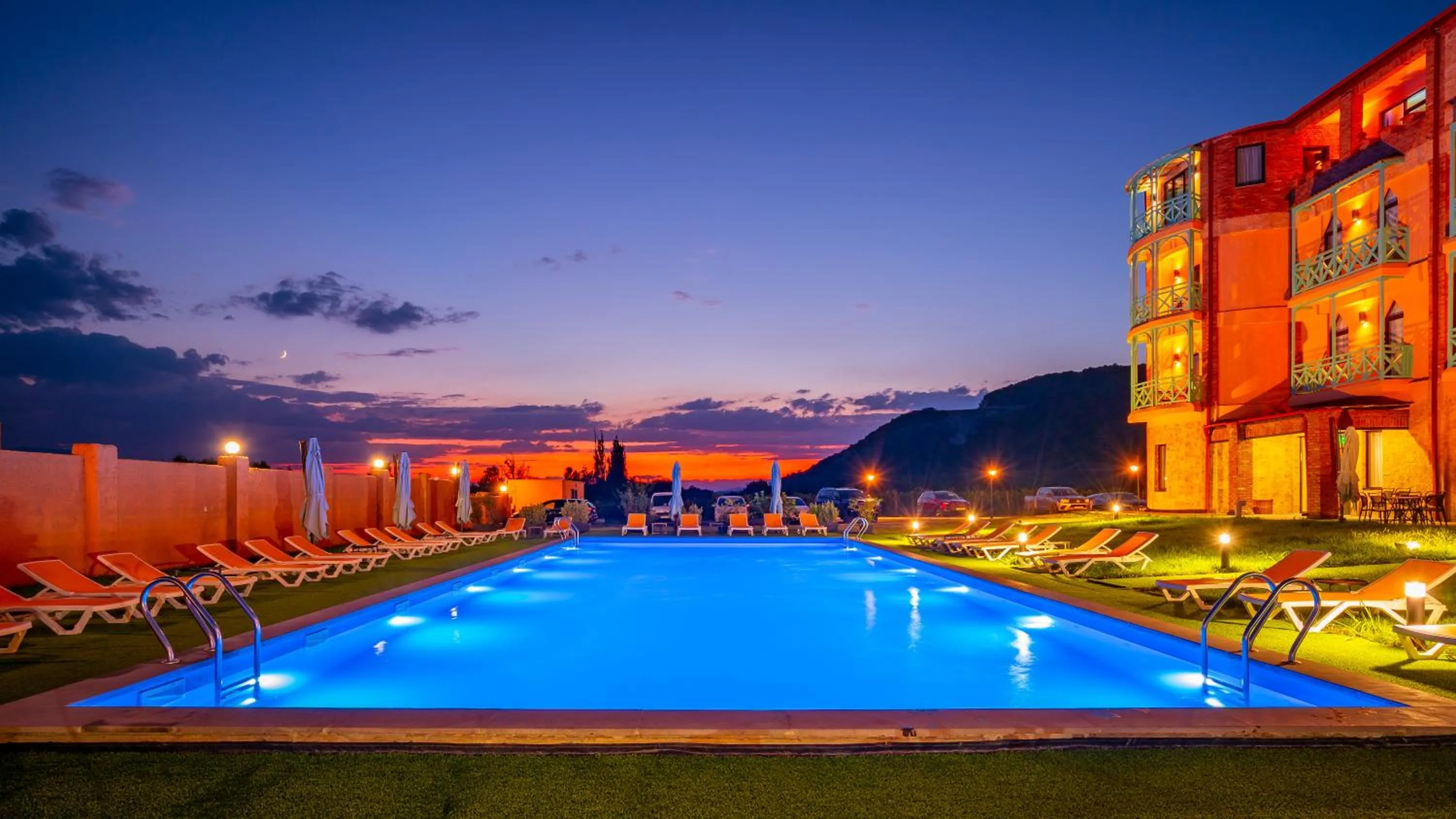 Night in Burki Castle & Cellar