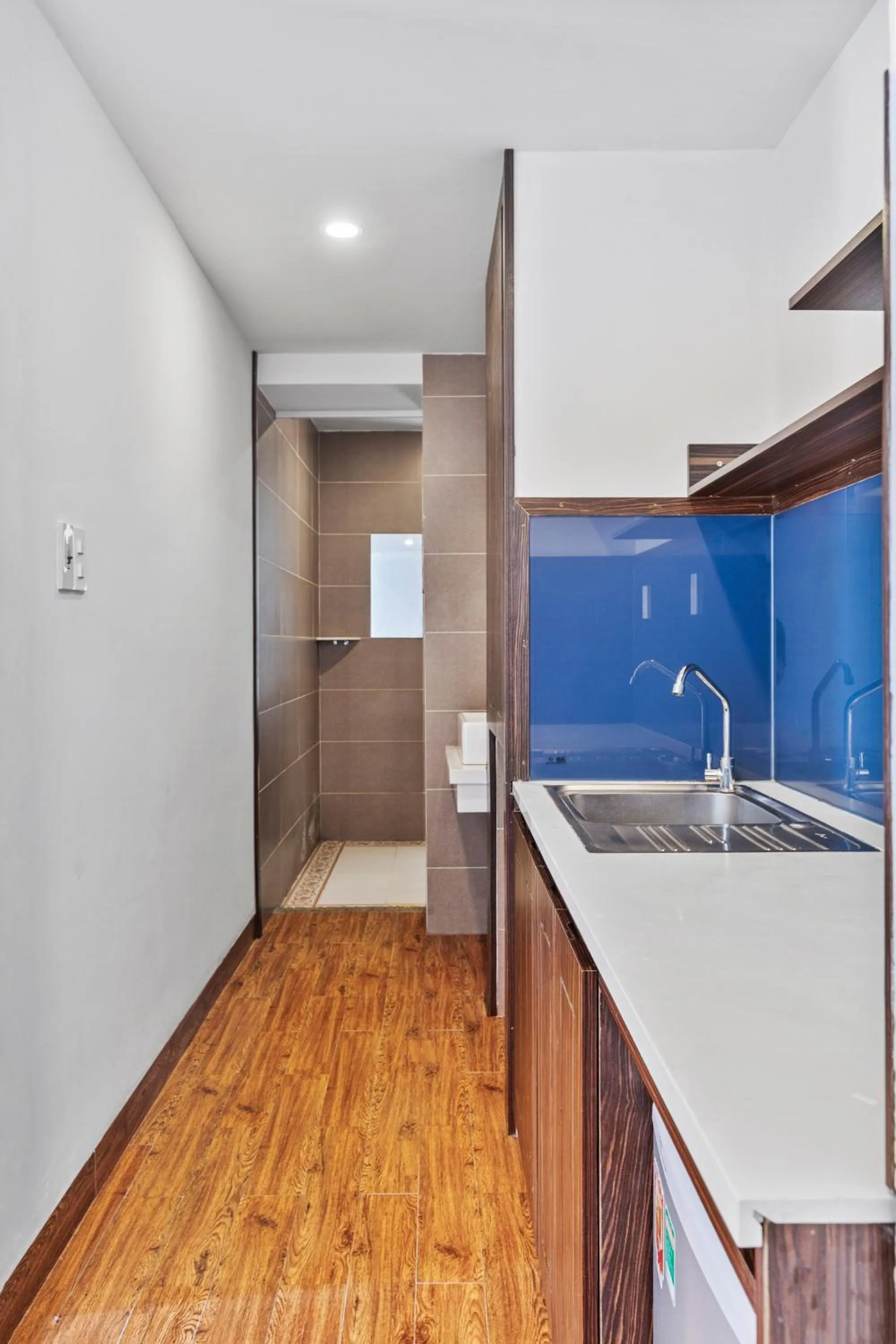 Bathroom in Amis Hotel & Apartment - 50m to My Khe Beach