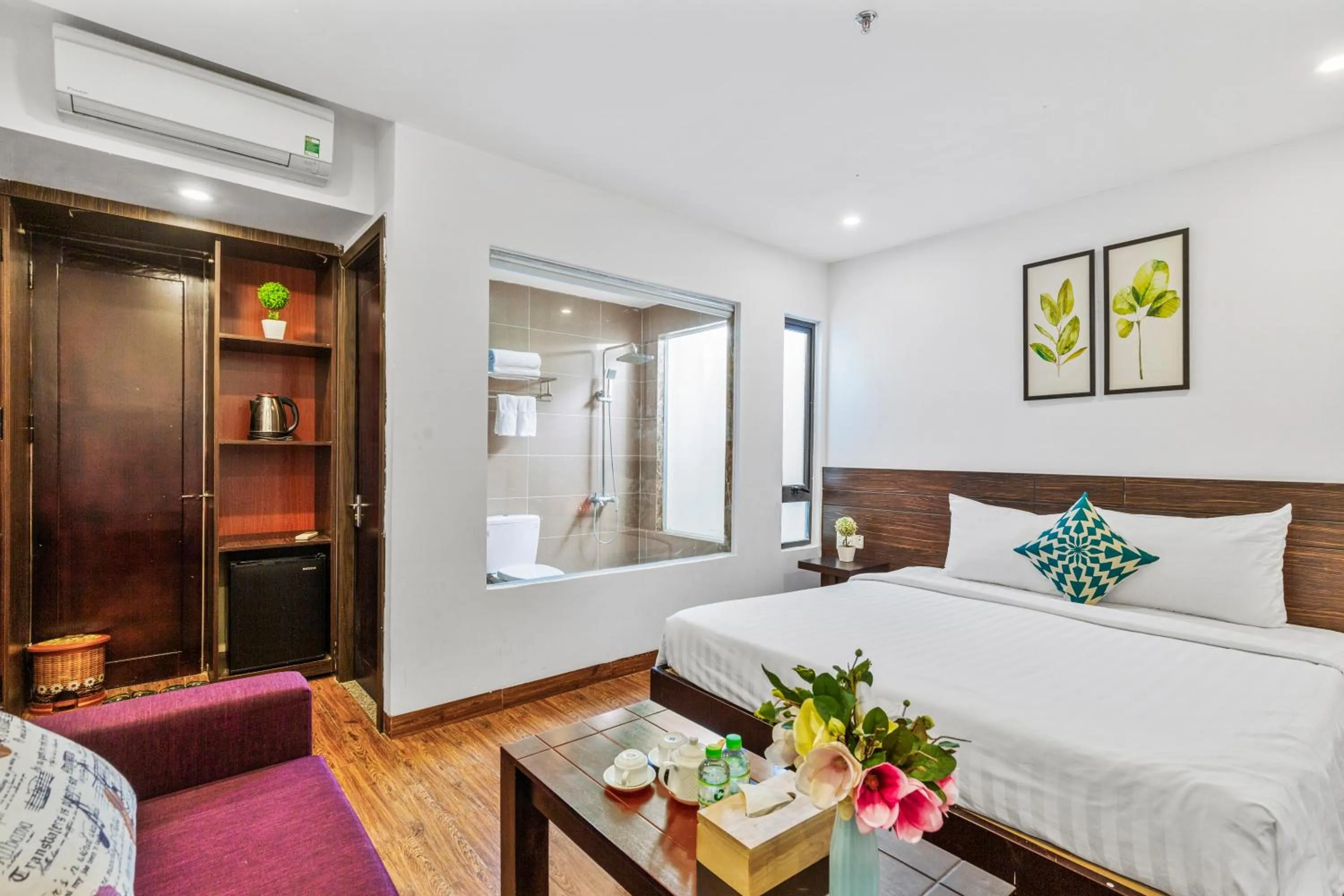 Bed in Amis Hotel & Apartment - 50m to My Khe Beach