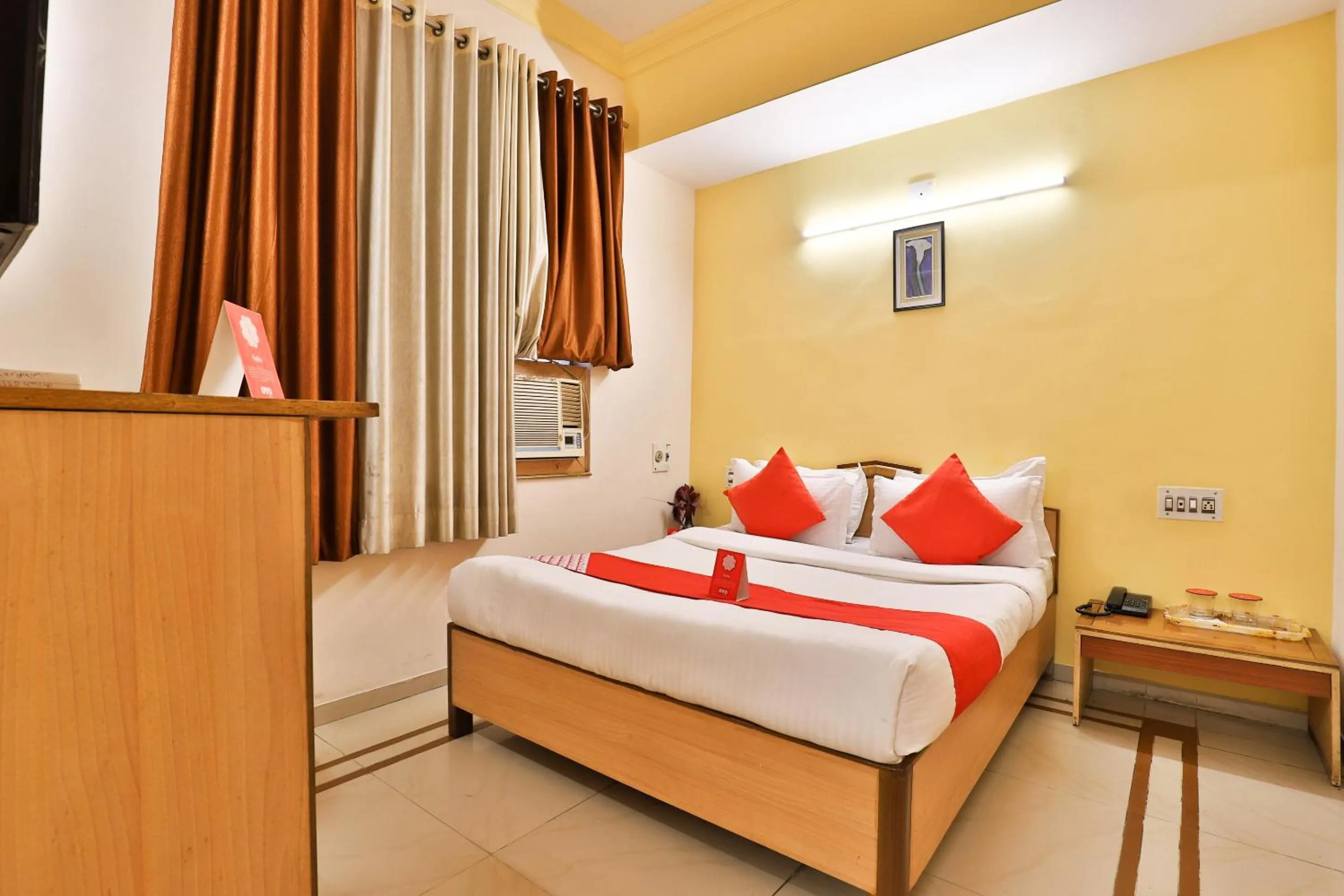 Collection O Dandiya Bazar Formerly Vrundavan Residency