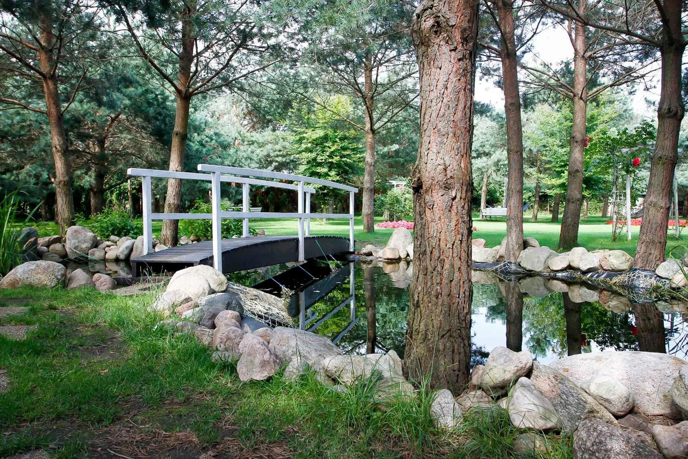 Nearby landmark in Dworek Rajska Góra