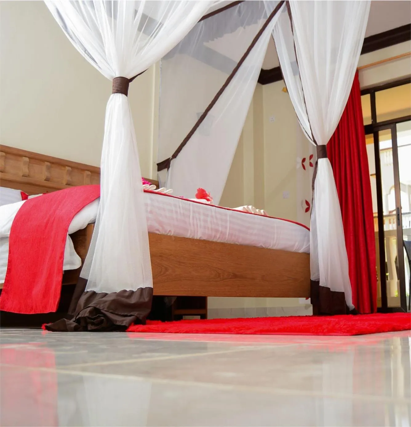 Bed in White Peacock Resort Mtwapa