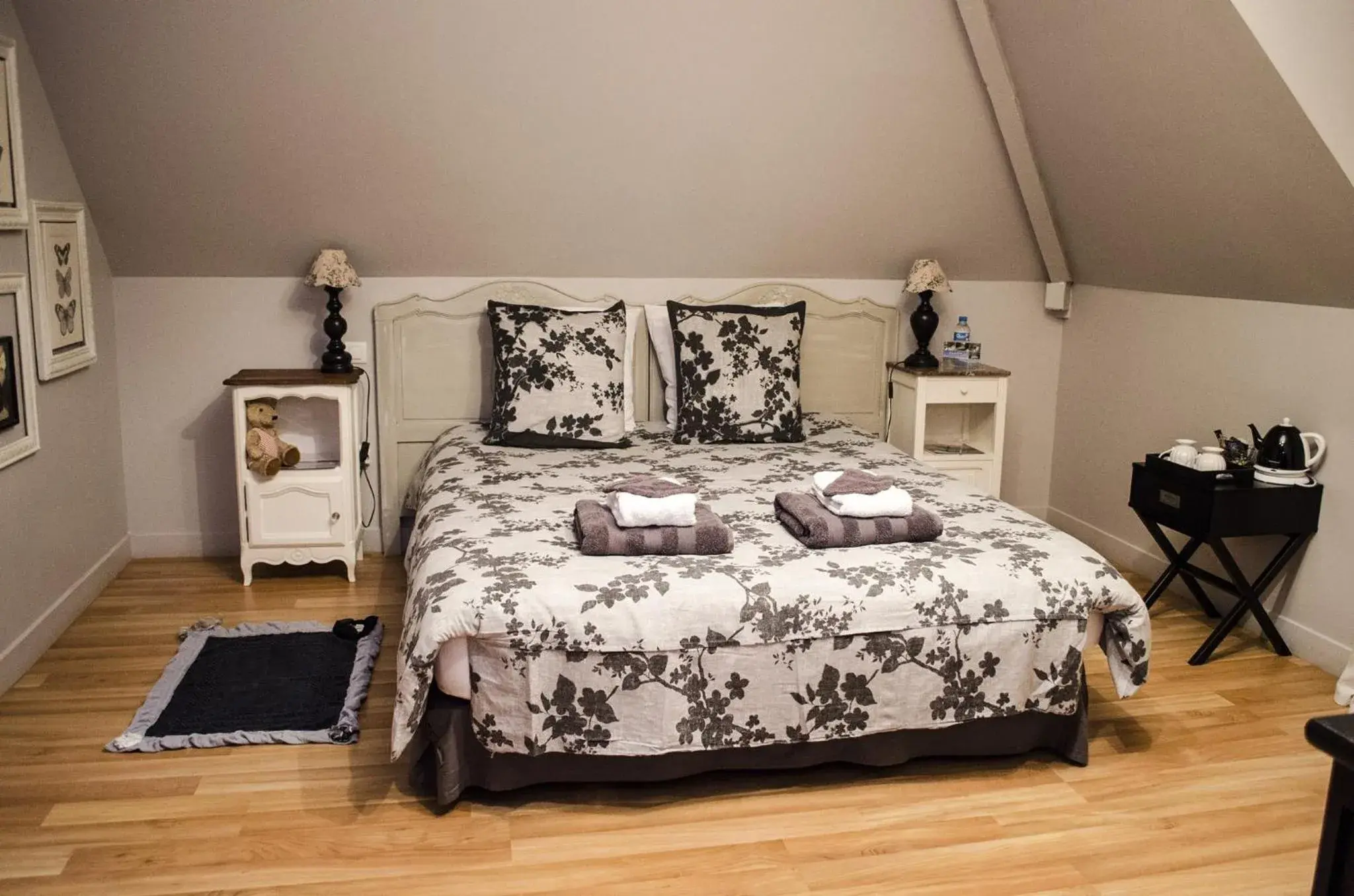 Double Room with Private Bathroom in L'Escarbotine Double Room with Private Bathroom in L'Escarbotine