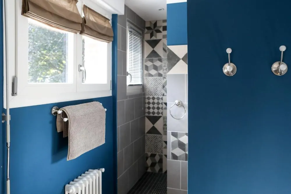 Bathroom in L'Escarbotine