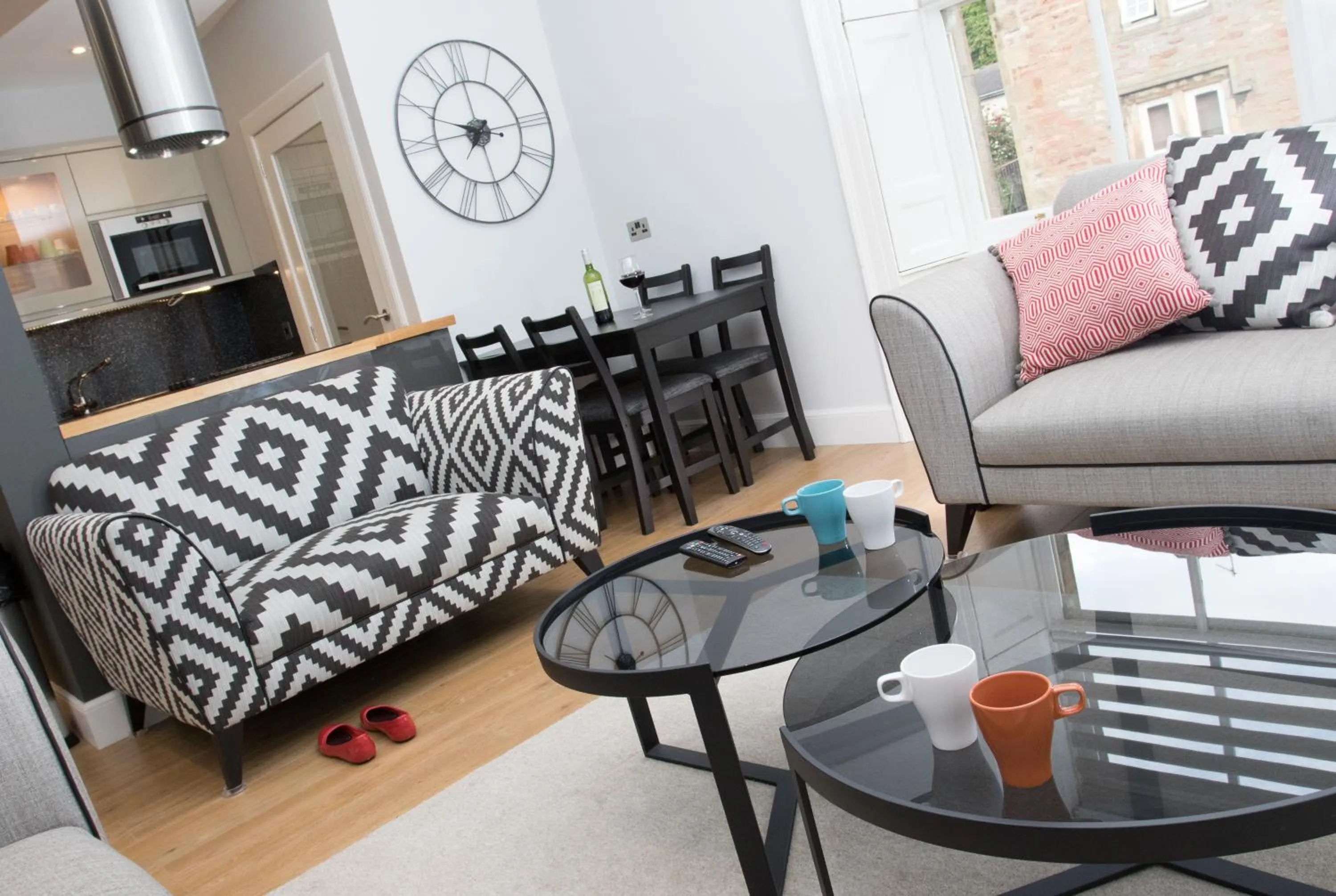 Living room in The Glenmoriston Townhouse Hotel