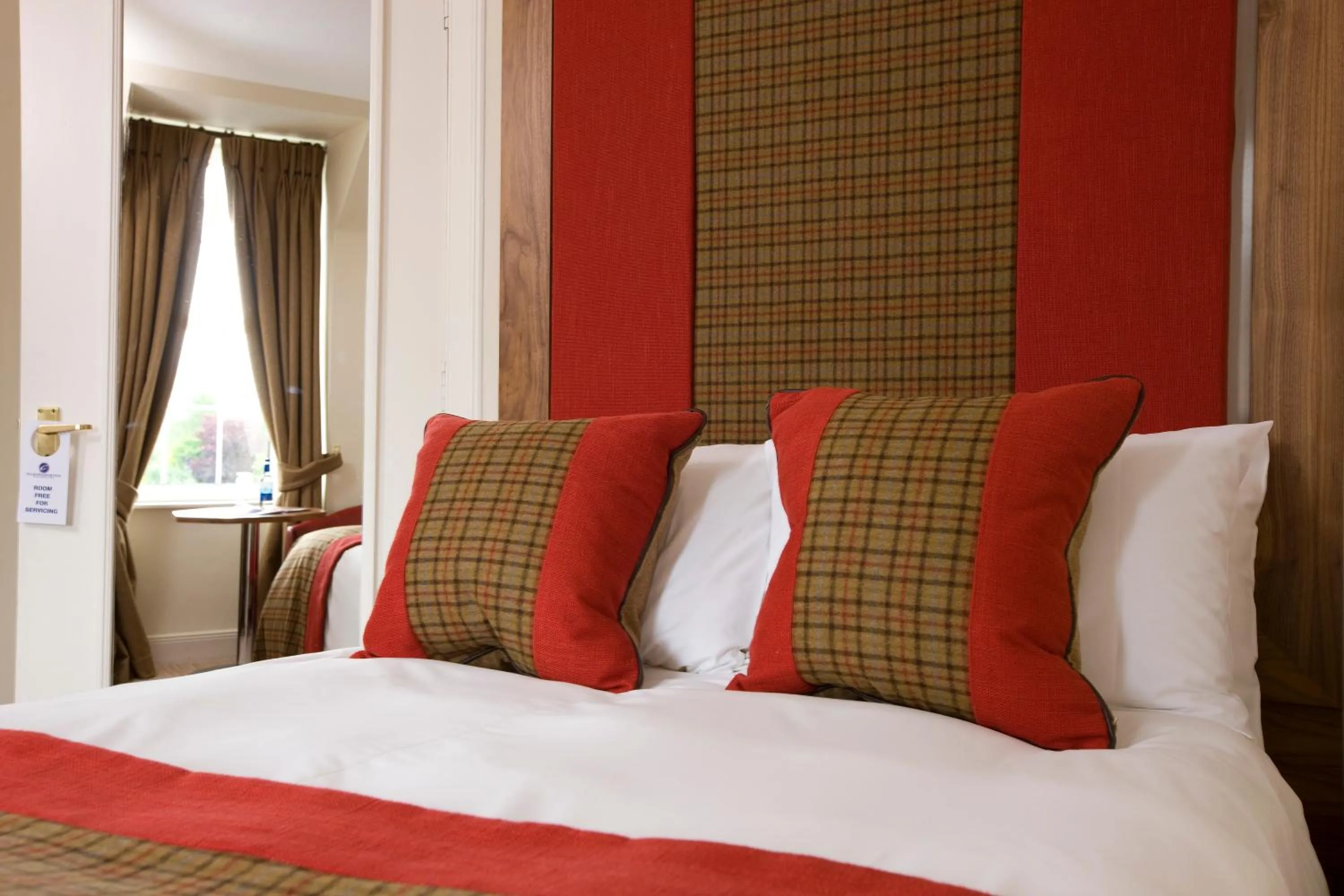 Bedroom, Bed in The Glenmoriston Townhouse Hotel