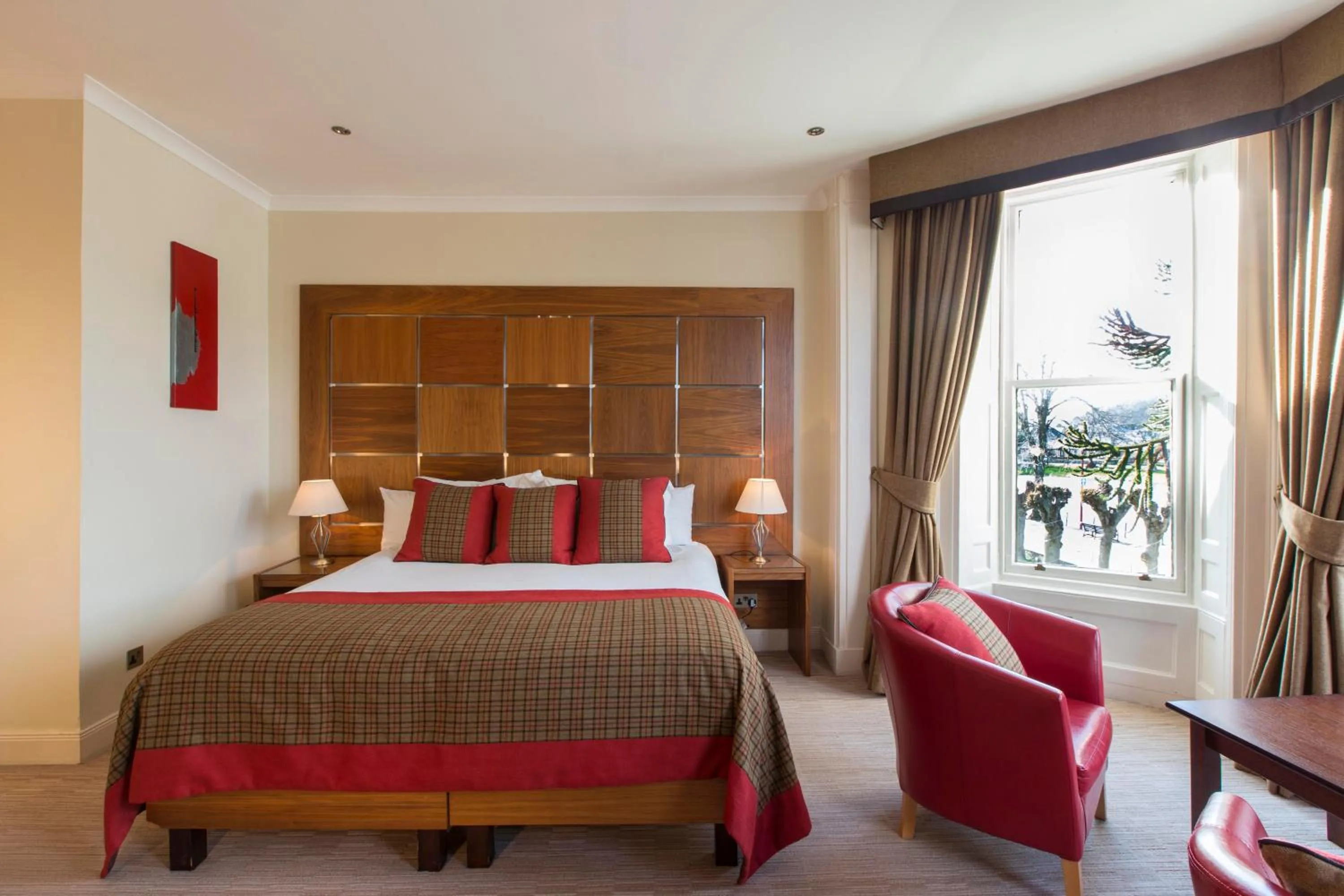 Bedroom, Bed in The Glenmoriston Townhouse Hotel