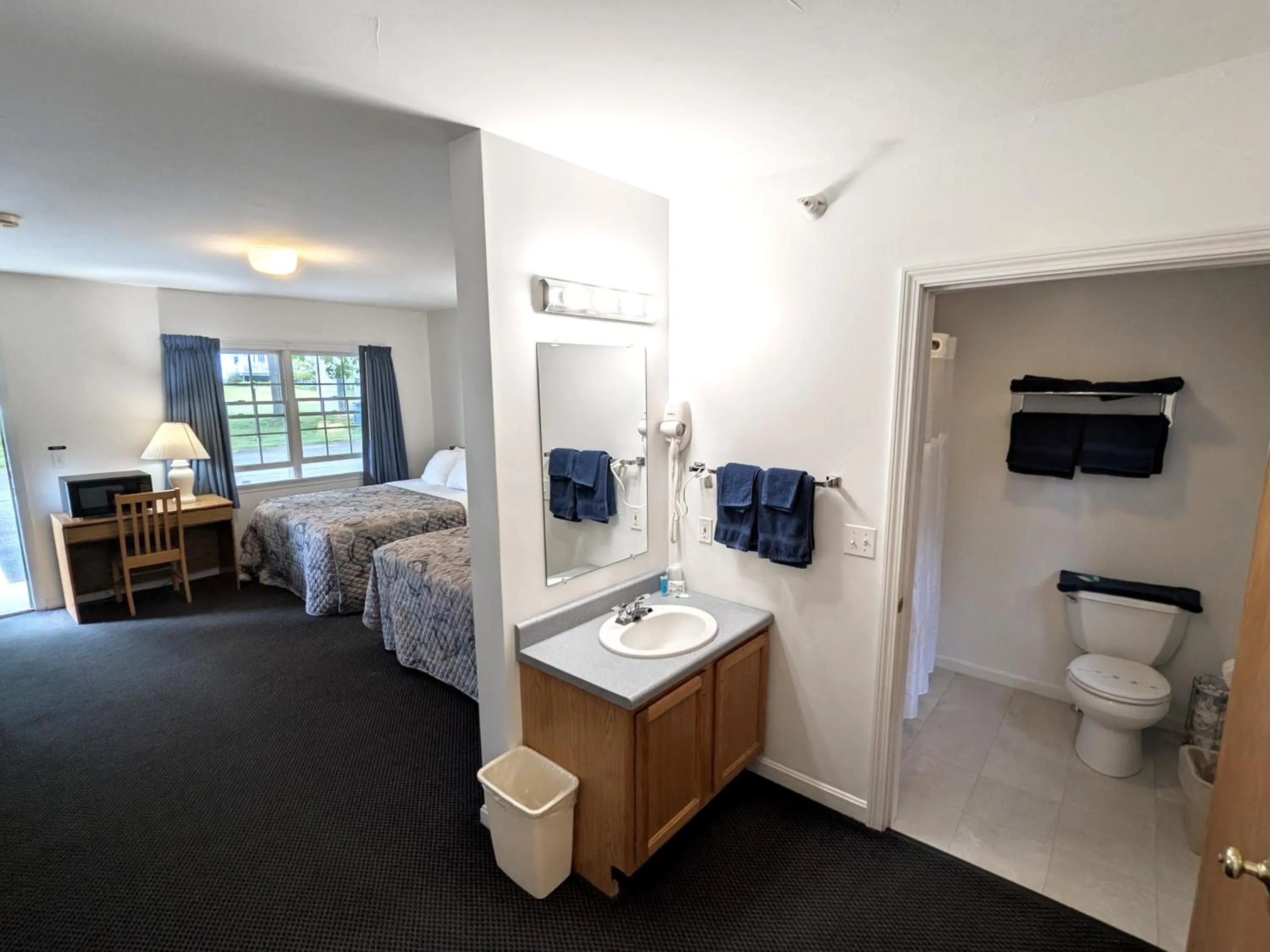 Bed in Ocean Acres Ogunquit