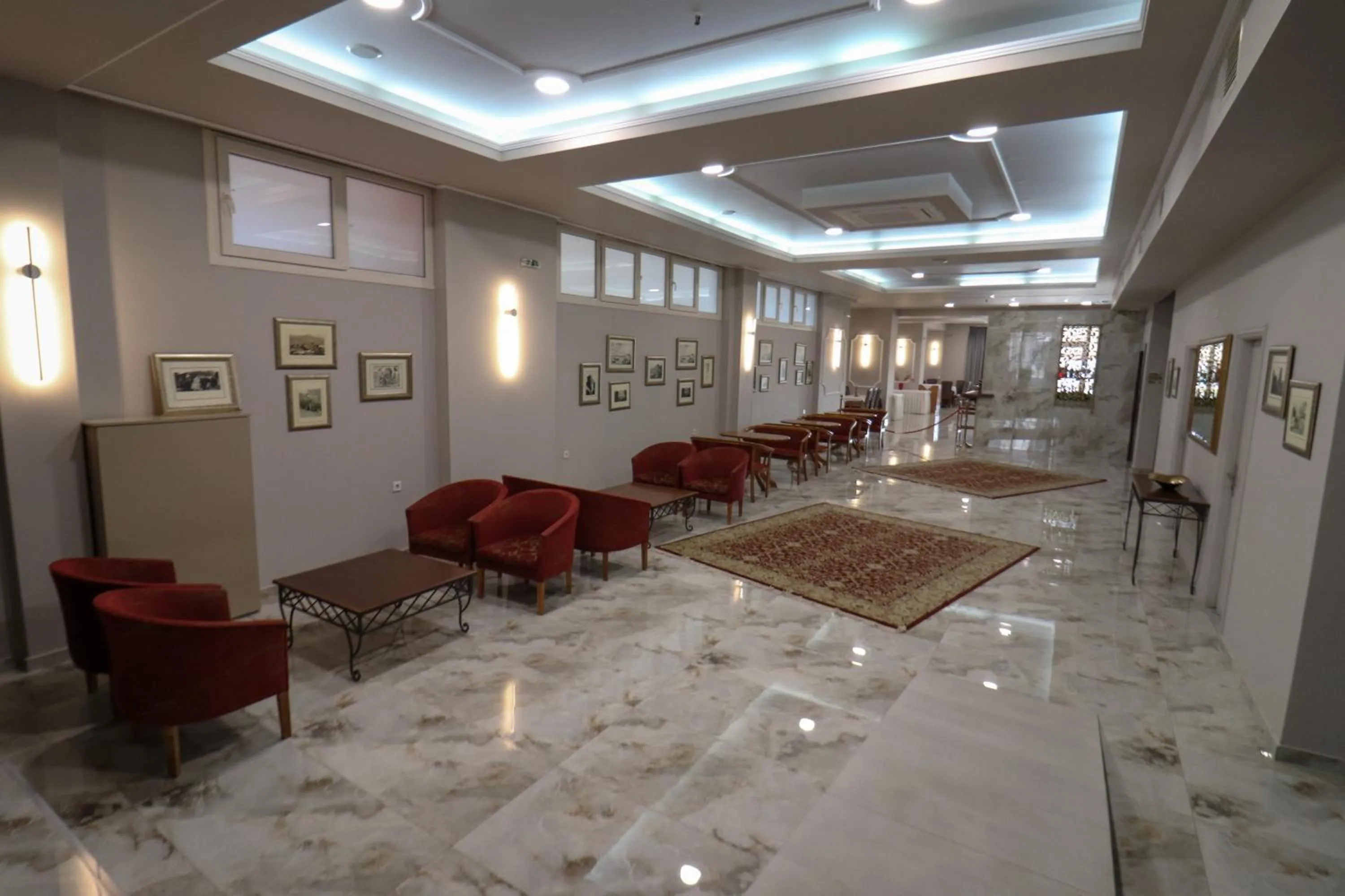 Communal lounge/ TV room in Hotel Orfeas