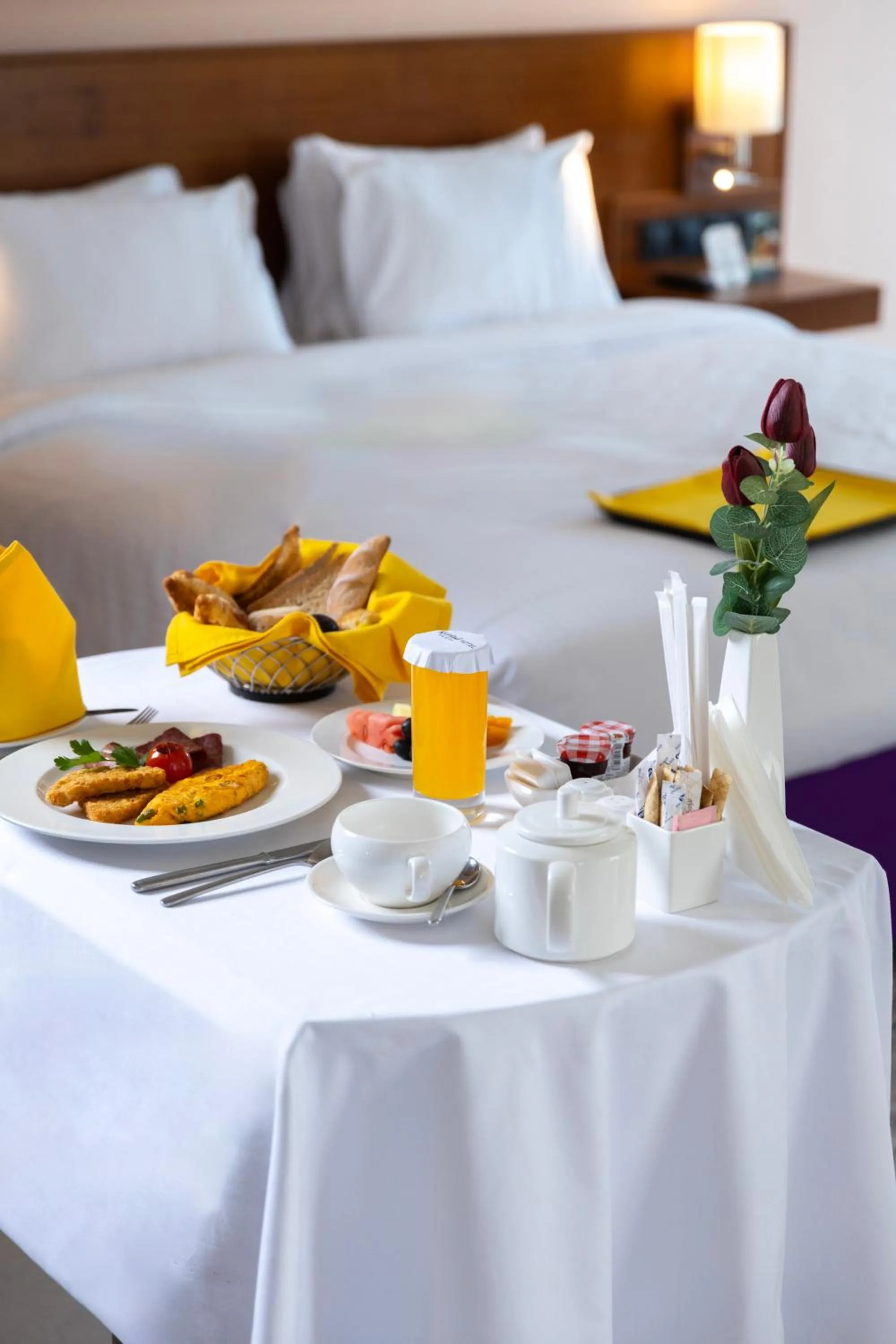 Food, Bed in Kyriad Hotel Salalah