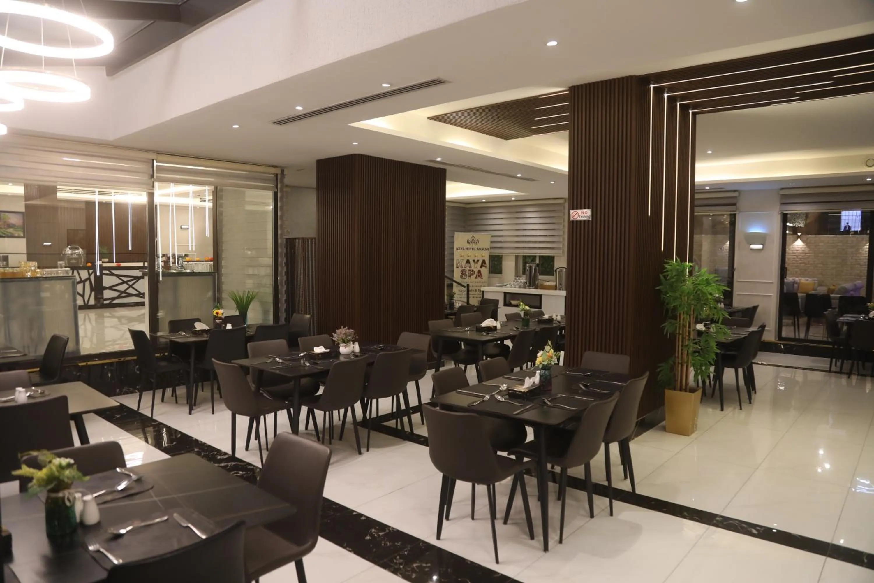 Restaurant/places to eat in Kaya Hotel Amman