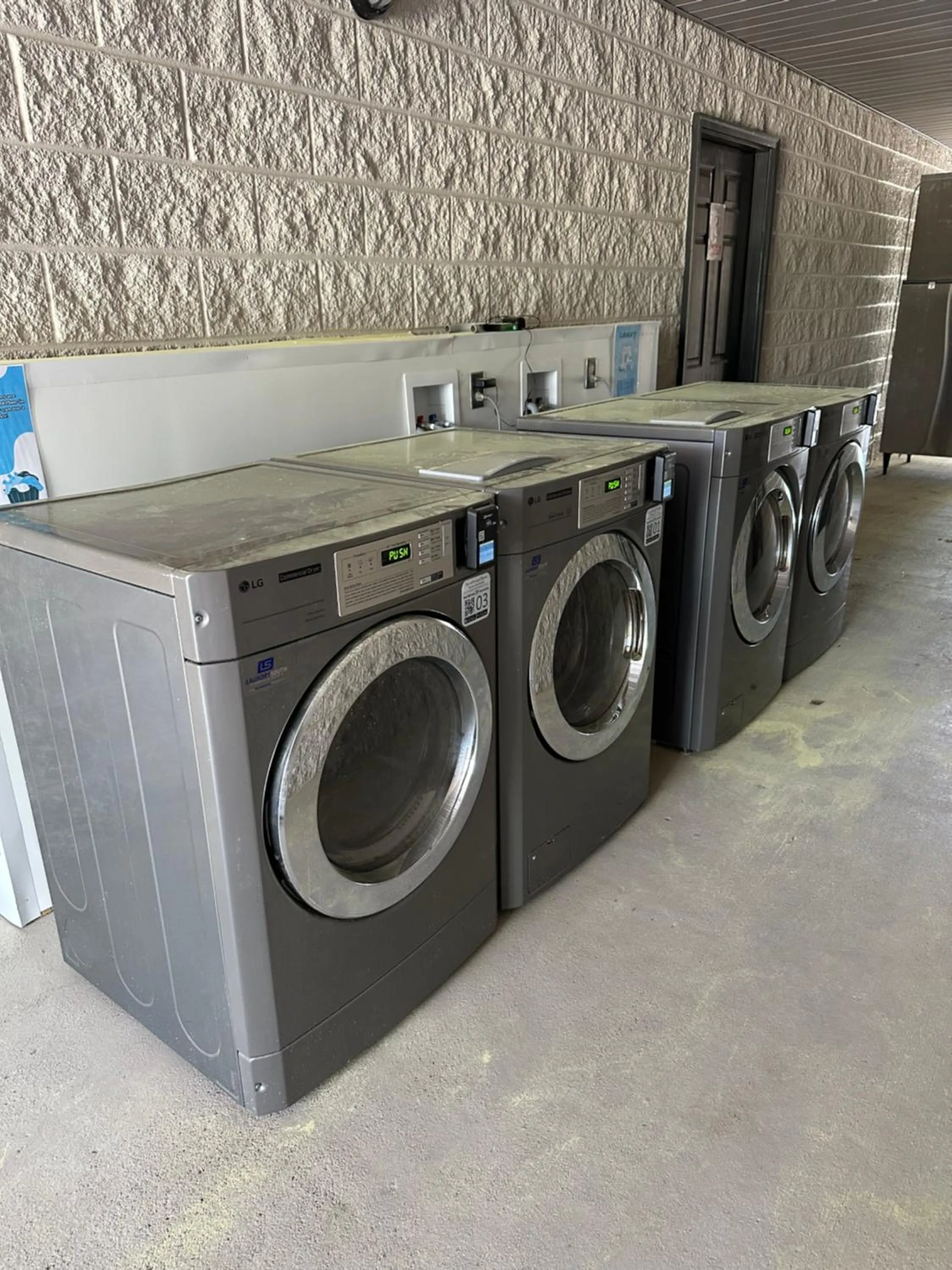 laundry in Heritage Place Hotel