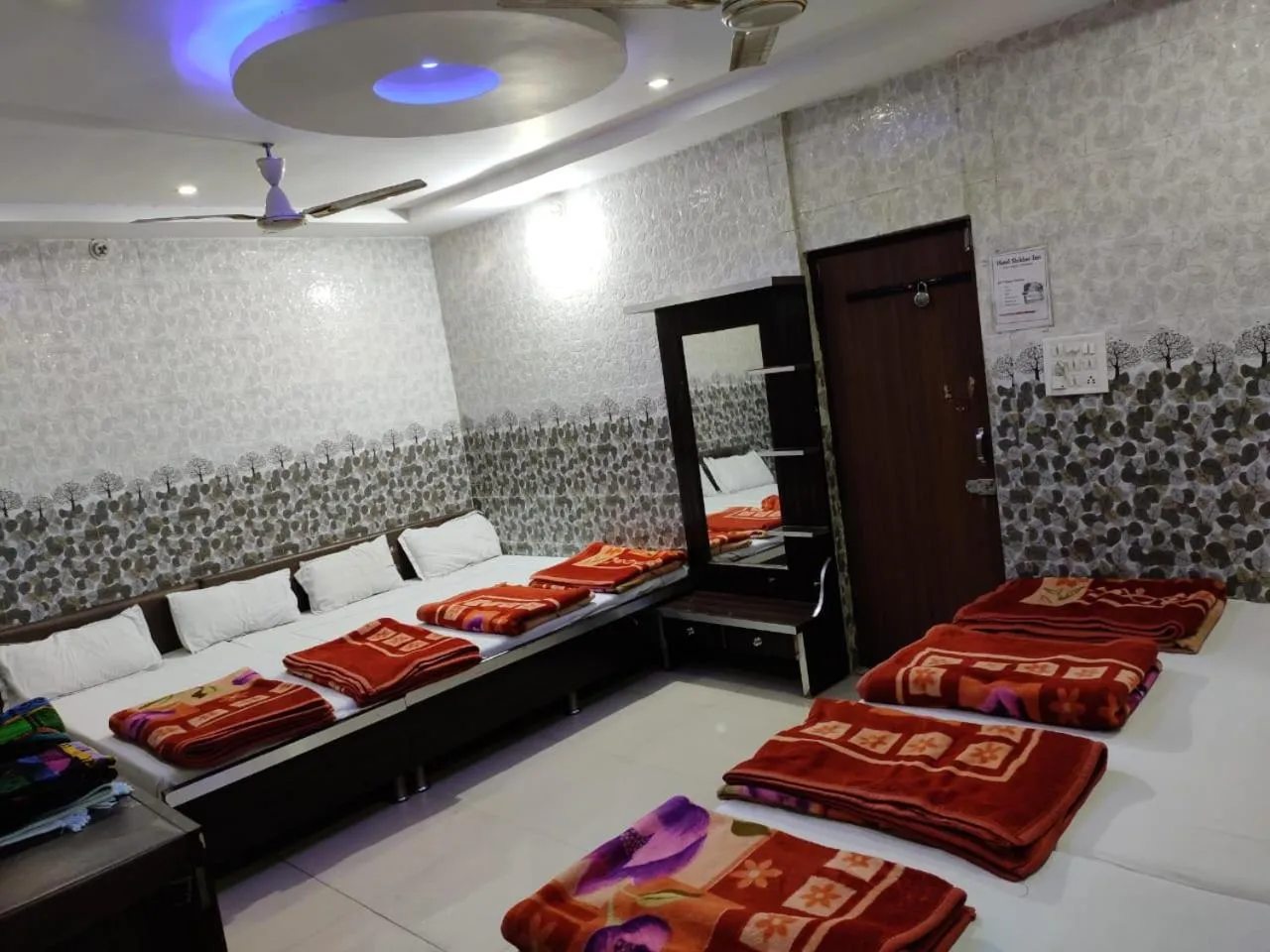 Photo of the whole room, Bed in Hotel Shikhar Inn