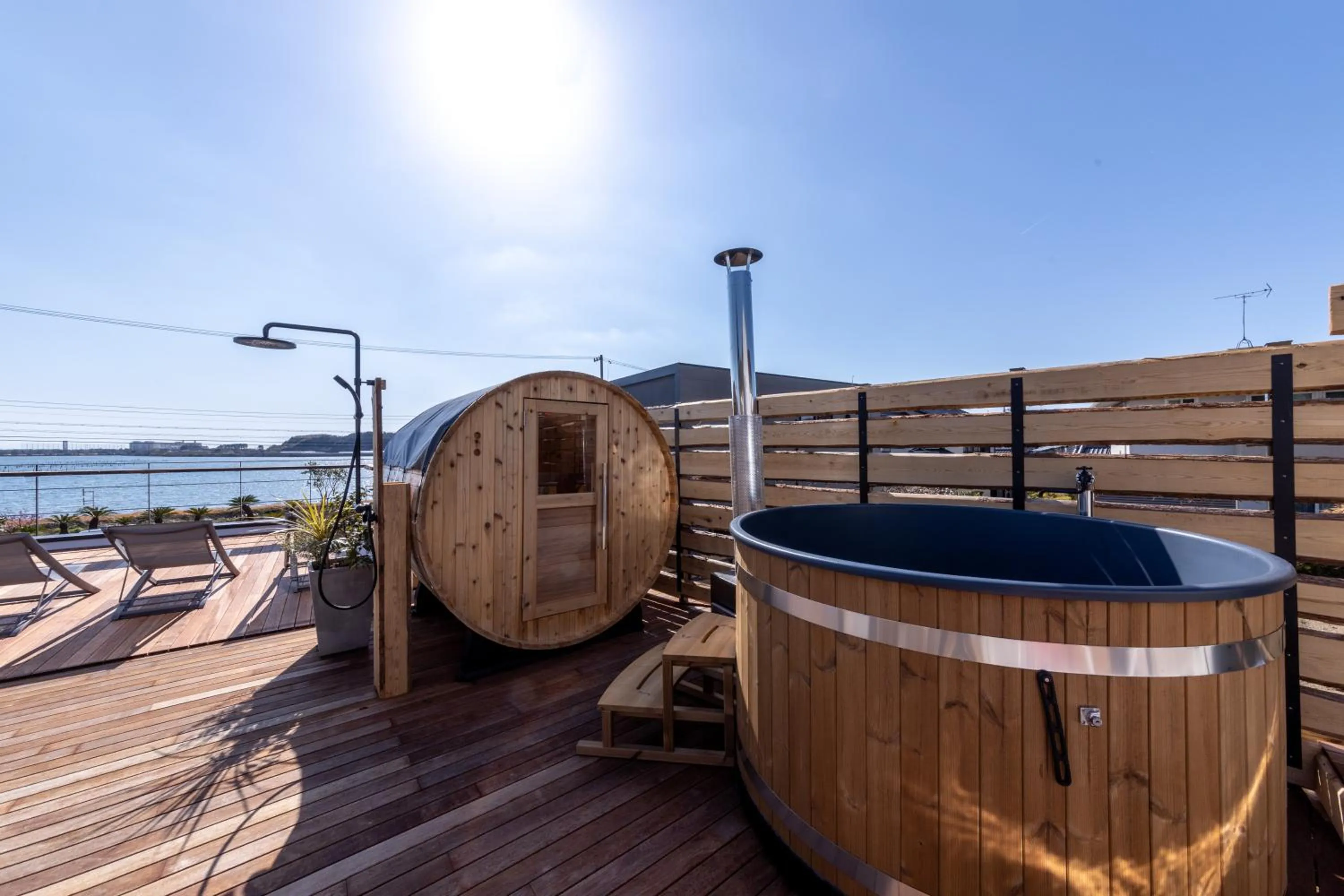 Swimming pool in villa vacances hamanako