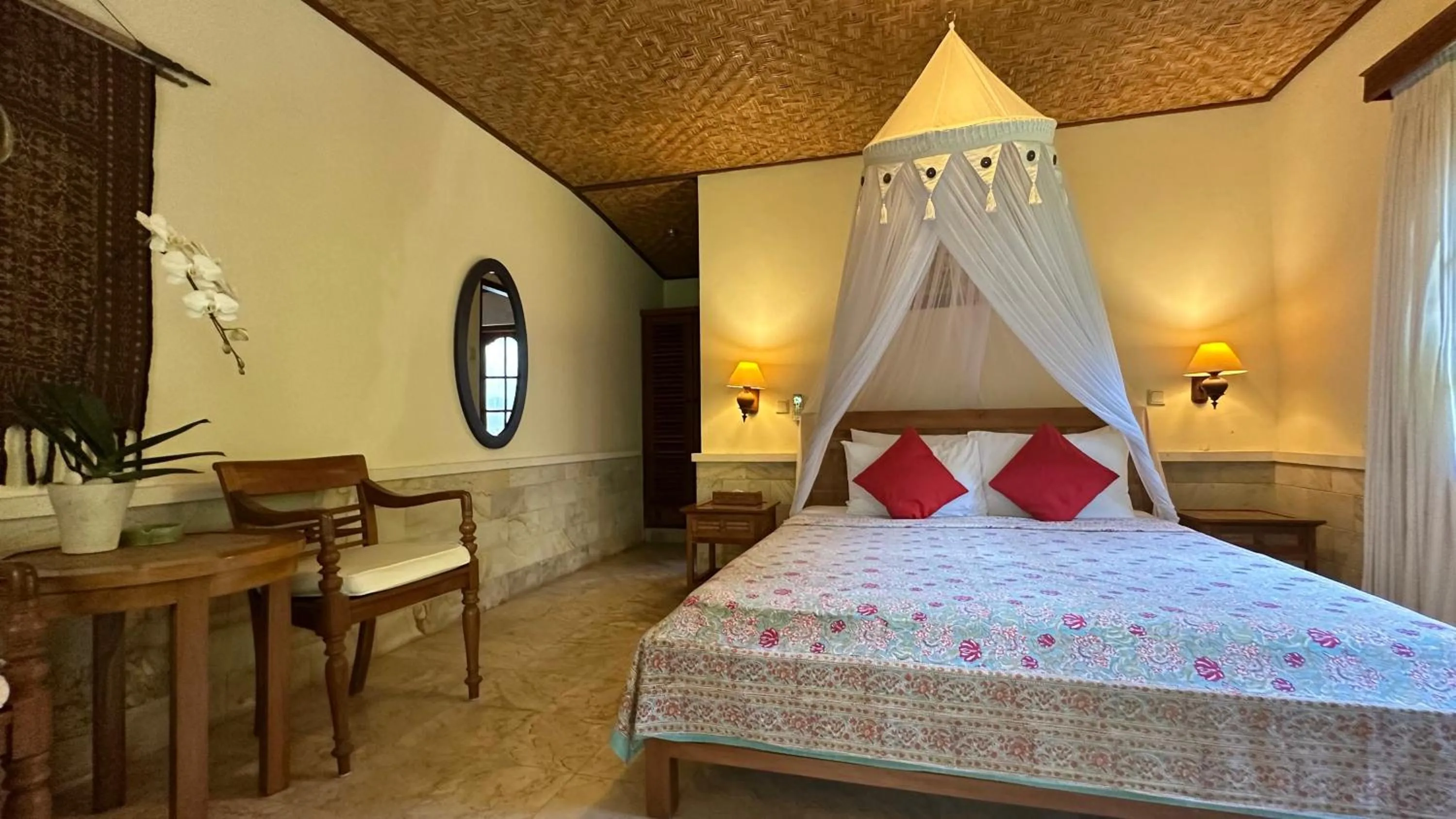 Bed in Nusa Indah Candidasa