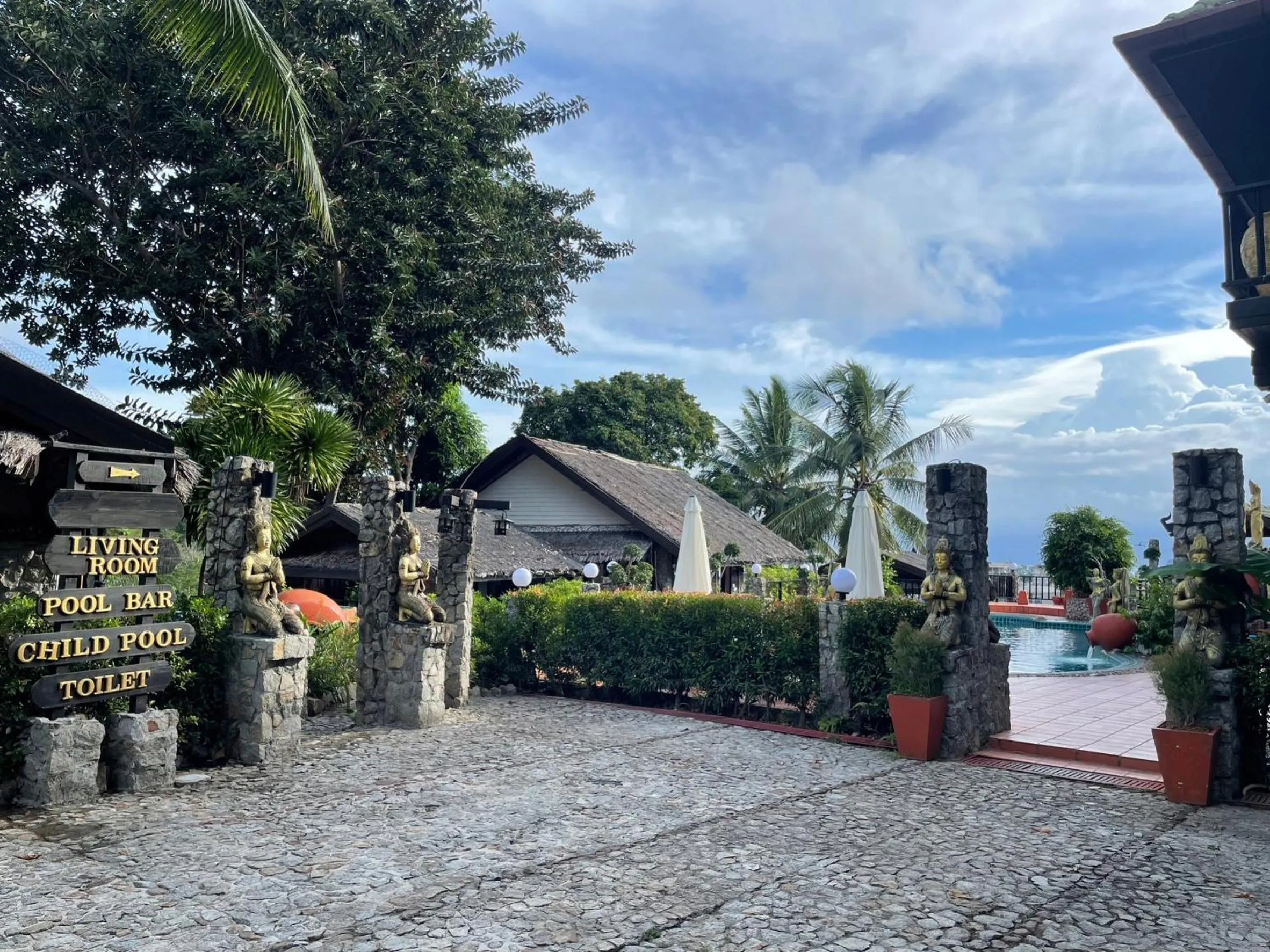 Boomerang Village Resort Kata