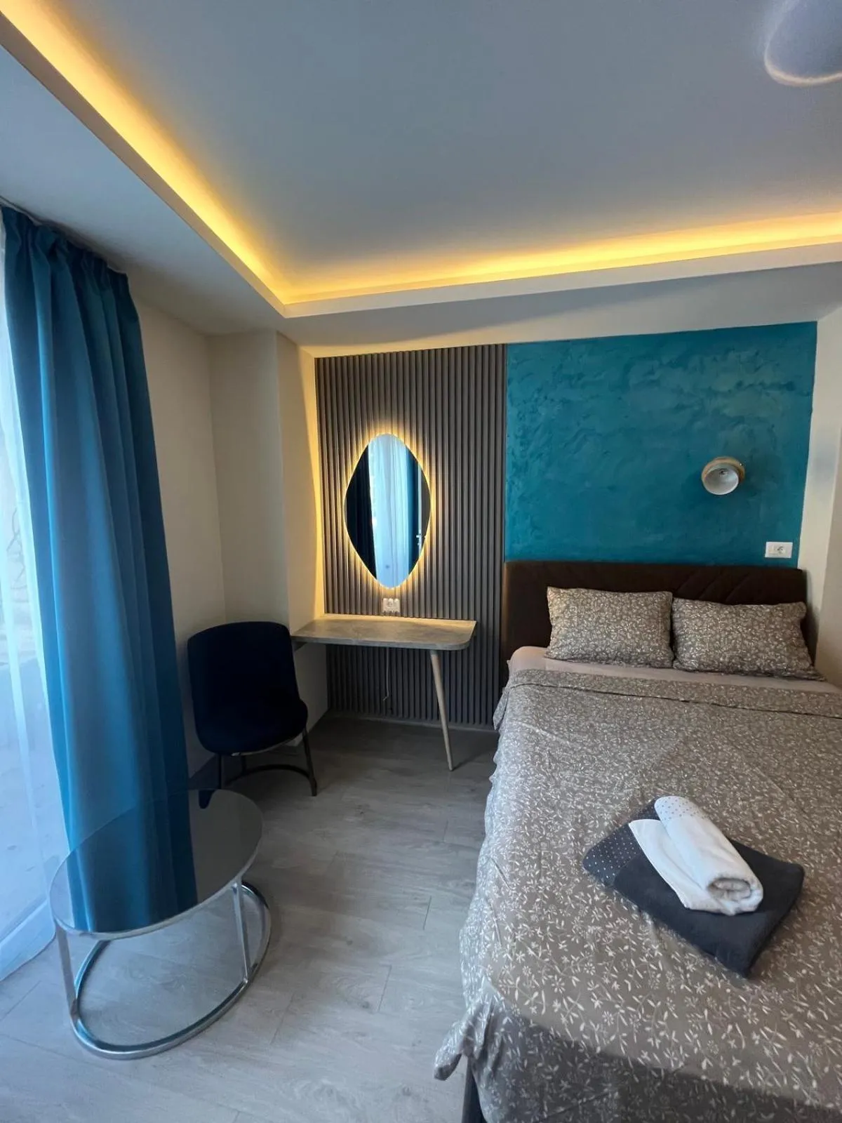 Bed in Square Vanilla Boutique Apart-Hotel