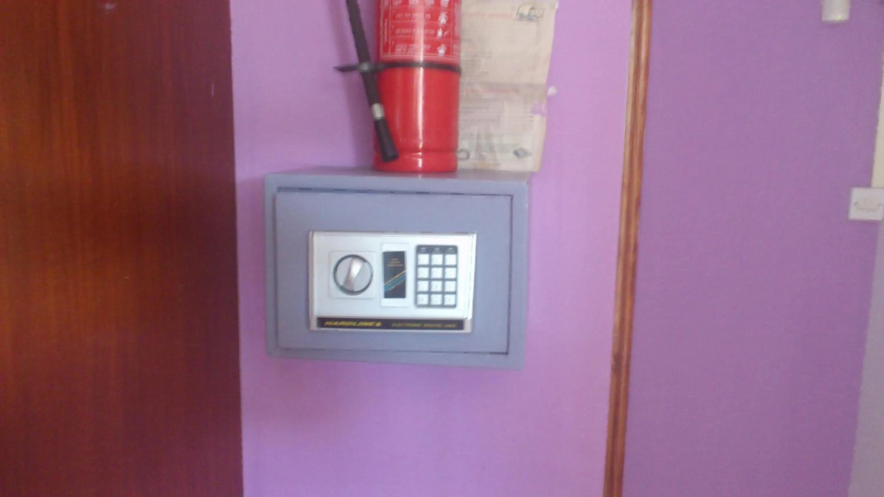 Other in Residence Les Bambous