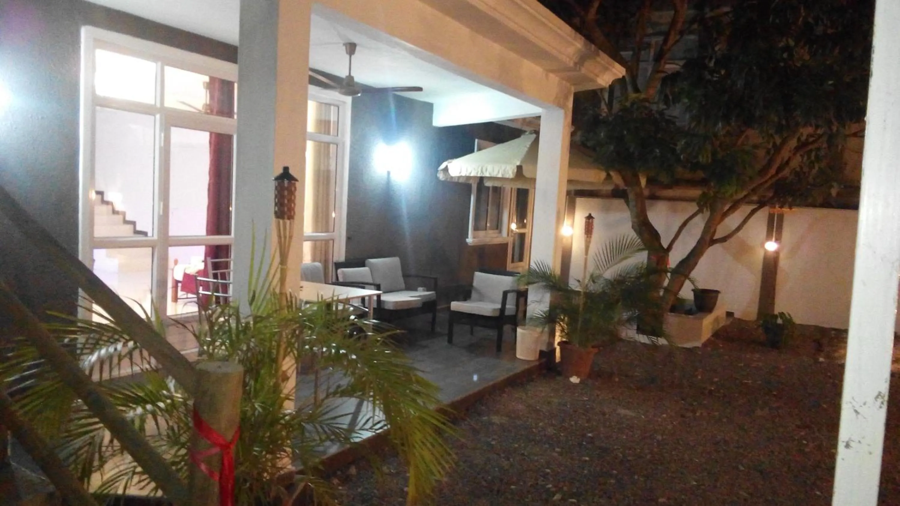 Facade/entrance in Residence Les Bambous