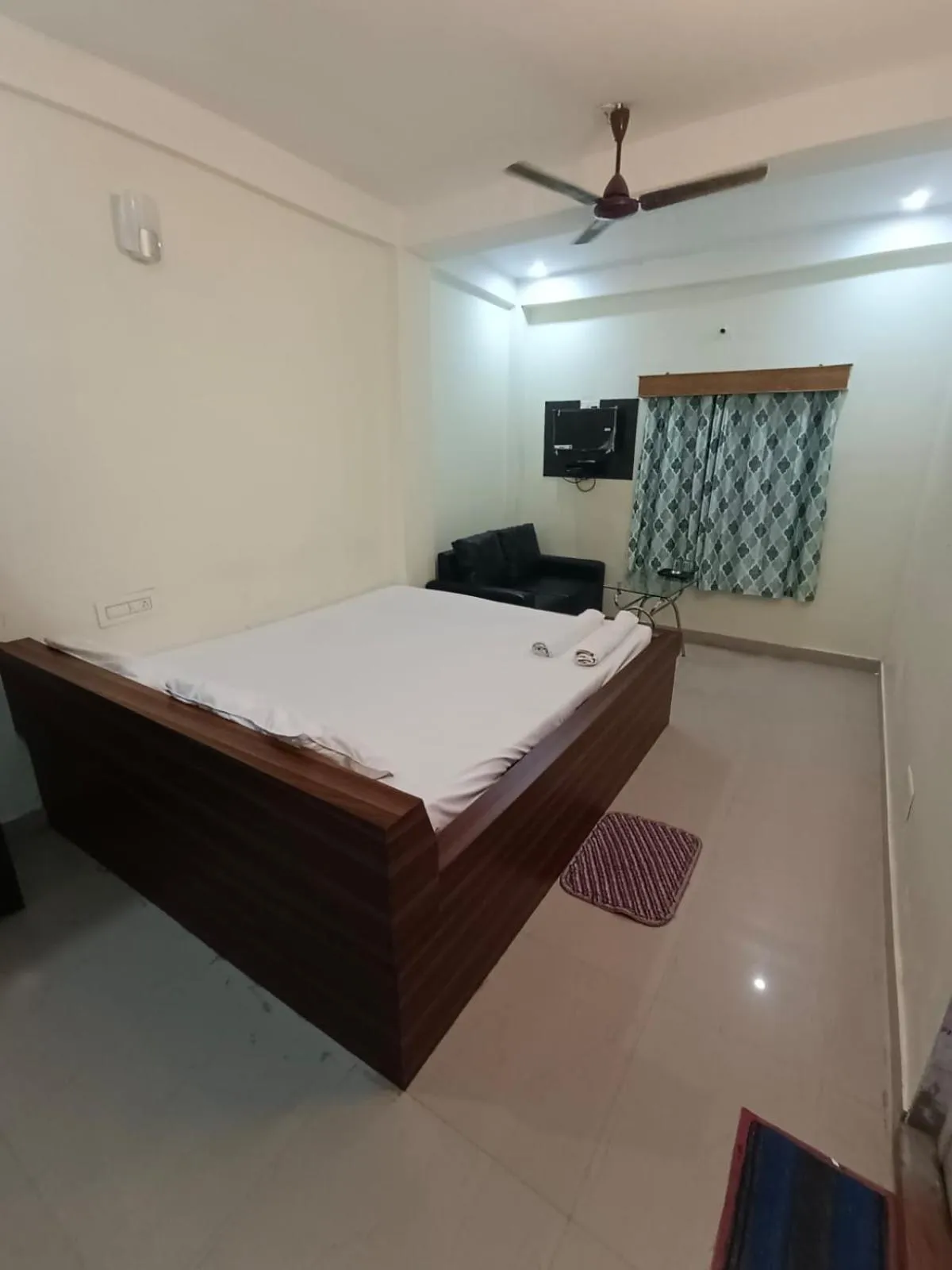 Bed in Sea Land Mandarmani