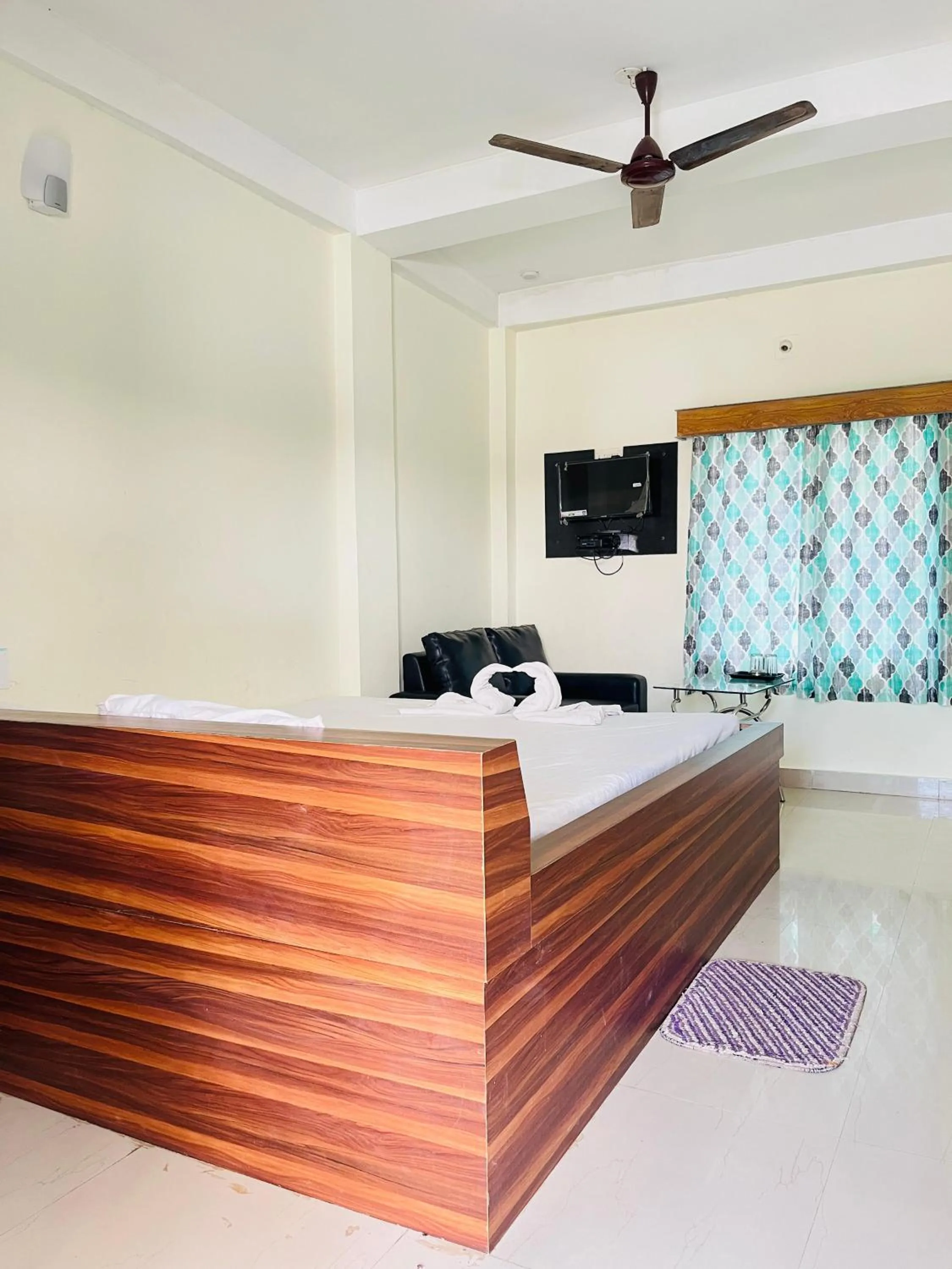 Bed in Sea Land Mandarmani