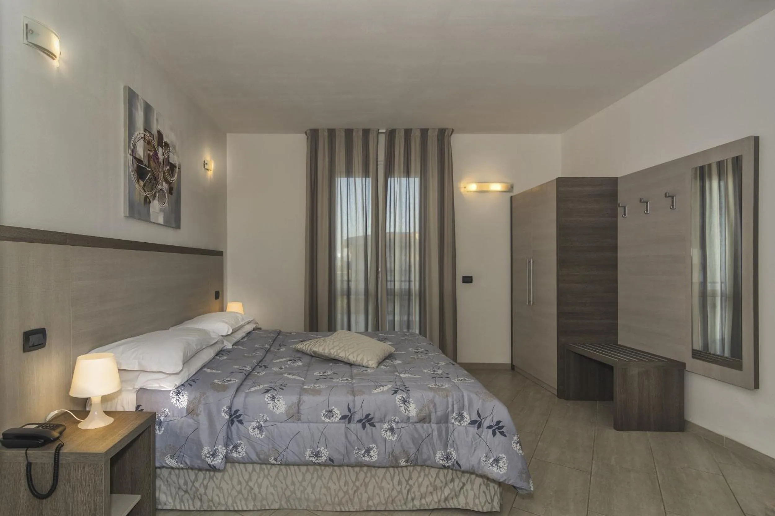 Bed in Hotel Lido Inn