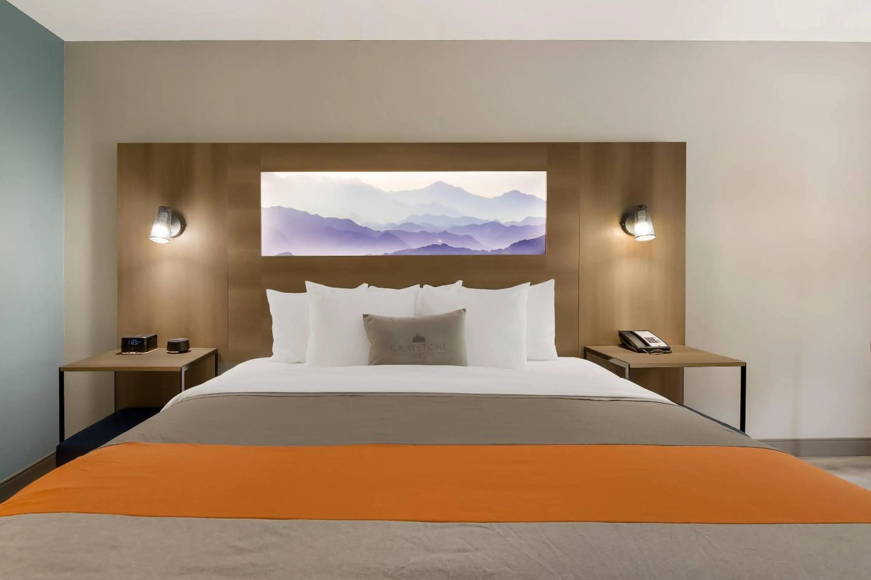 Bedroom, Bed in Graystone Lodge, an Ascend Collection Hotel