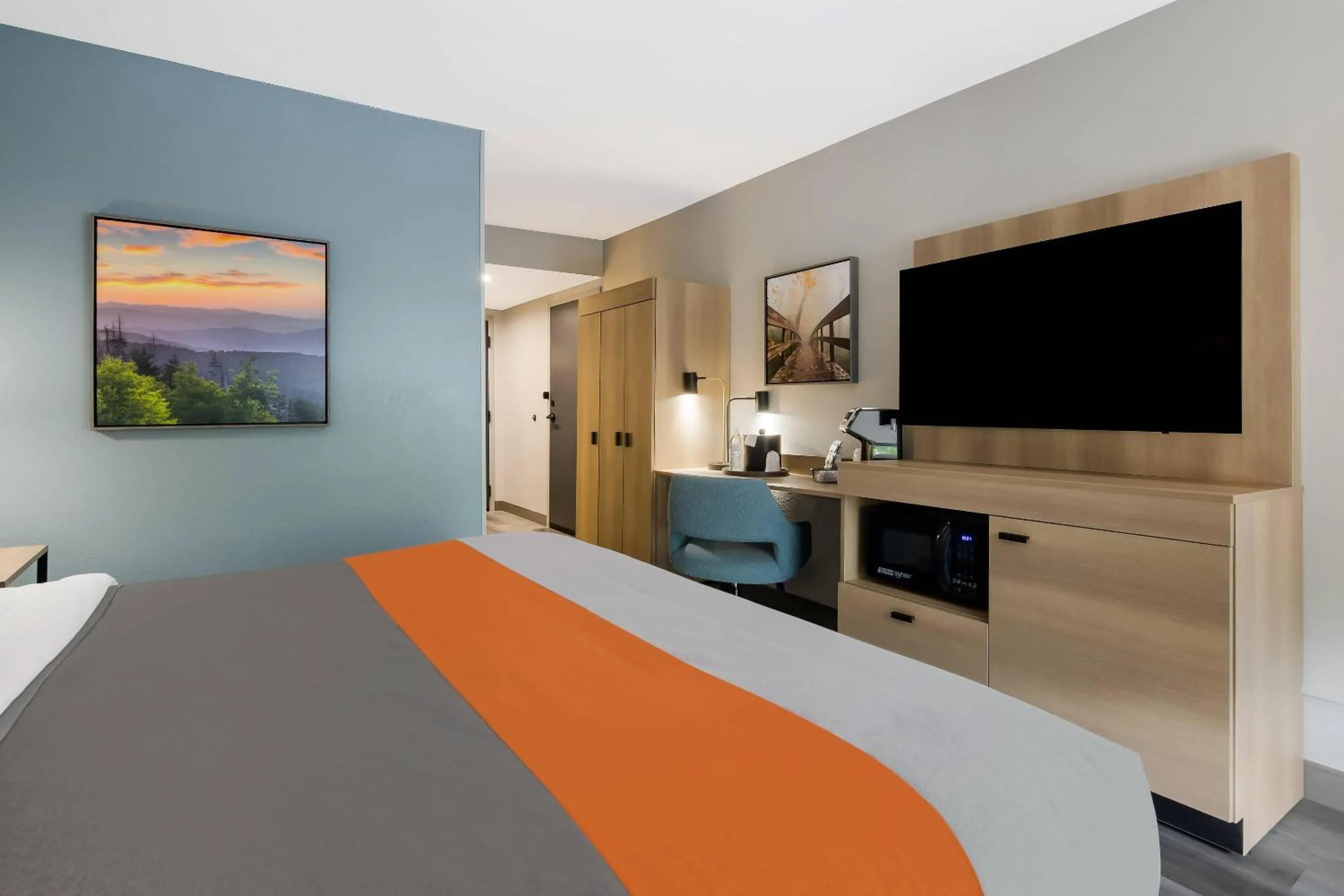 Bedroom, Bed in Graystone Lodge, an Ascend Collection Hotel