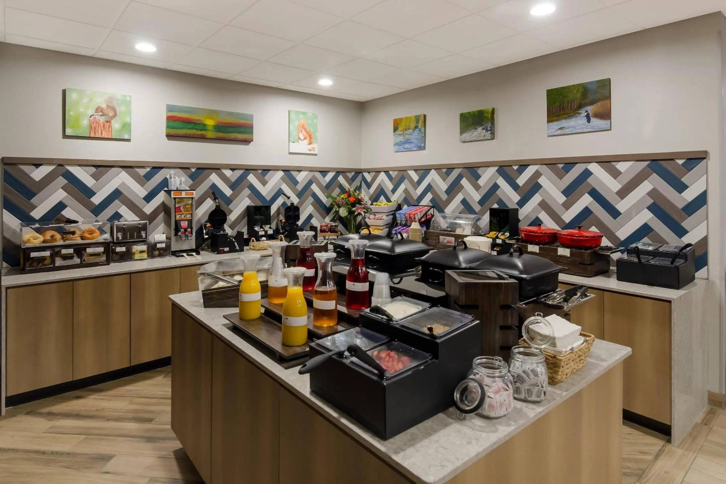 Breakfast in Graystone Lodge, an Ascend Collection Hotel