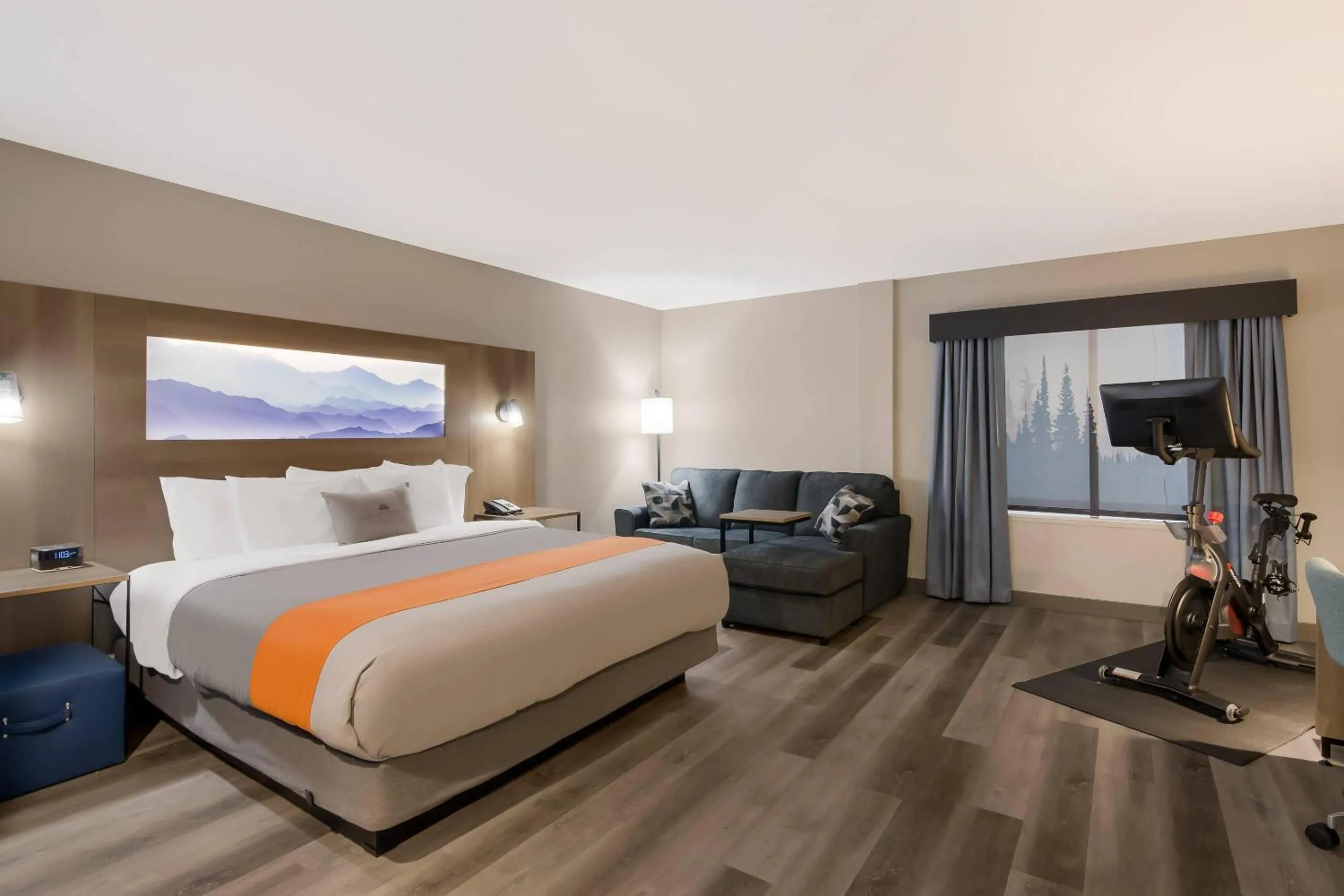 Bedroom, Bed in Graystone Lodge, an Ascend Collection Hotel
