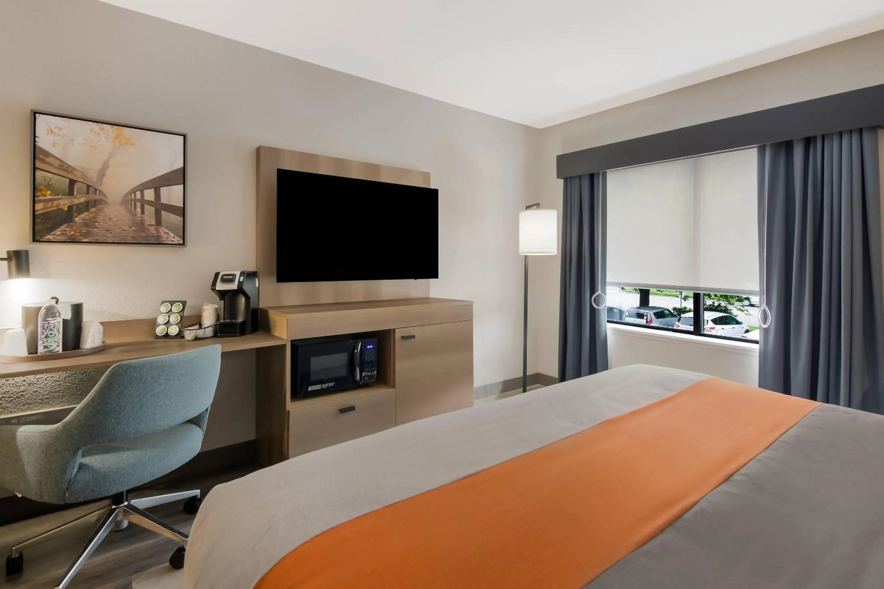 Bedroom, Bed in Graystone Lodge, an Ascend Collection Hotel